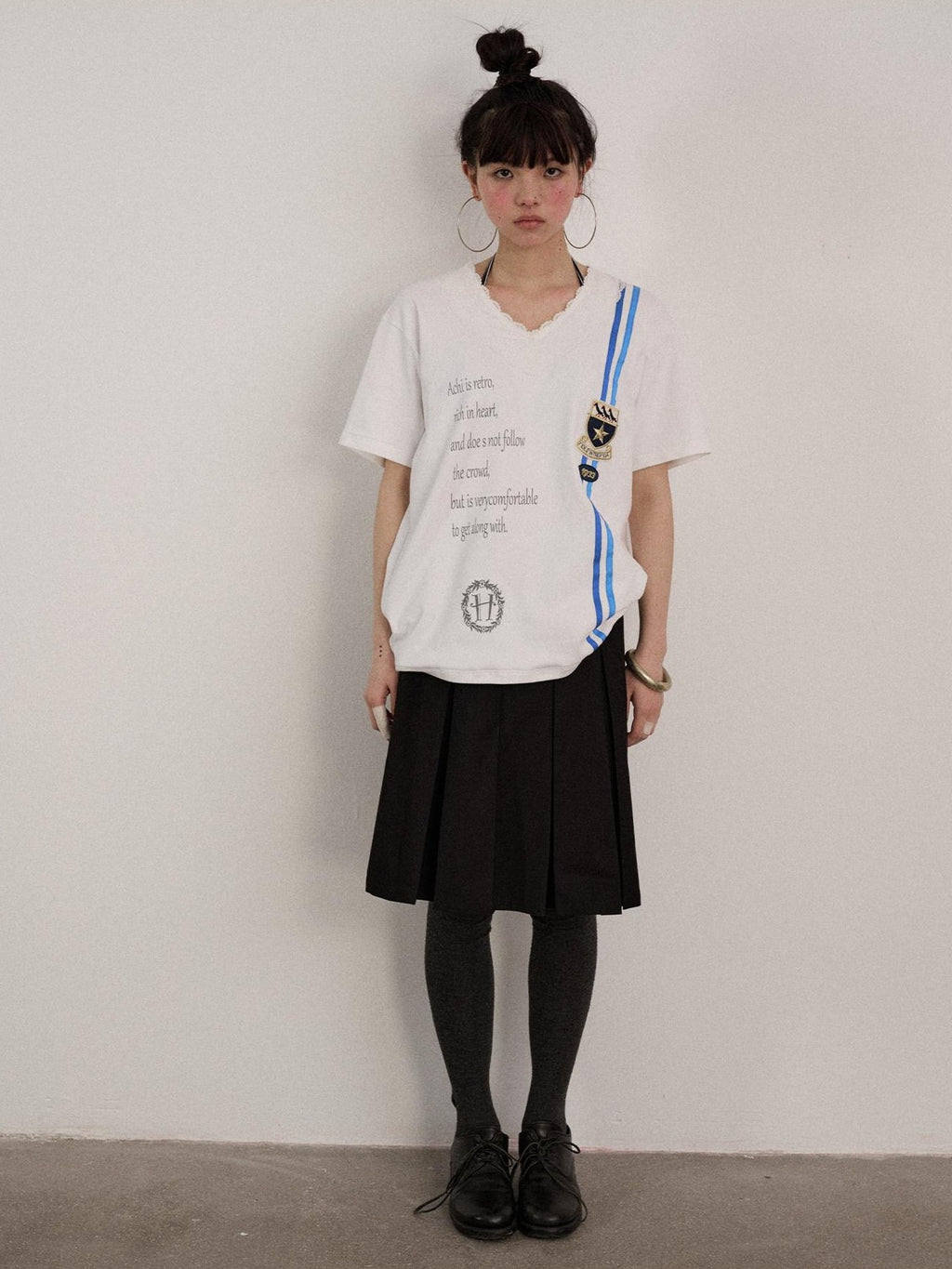 Achihara Letter Print V-neck Loose Fit Women'S Cotton Spandex Short Sleeve T-Shirts