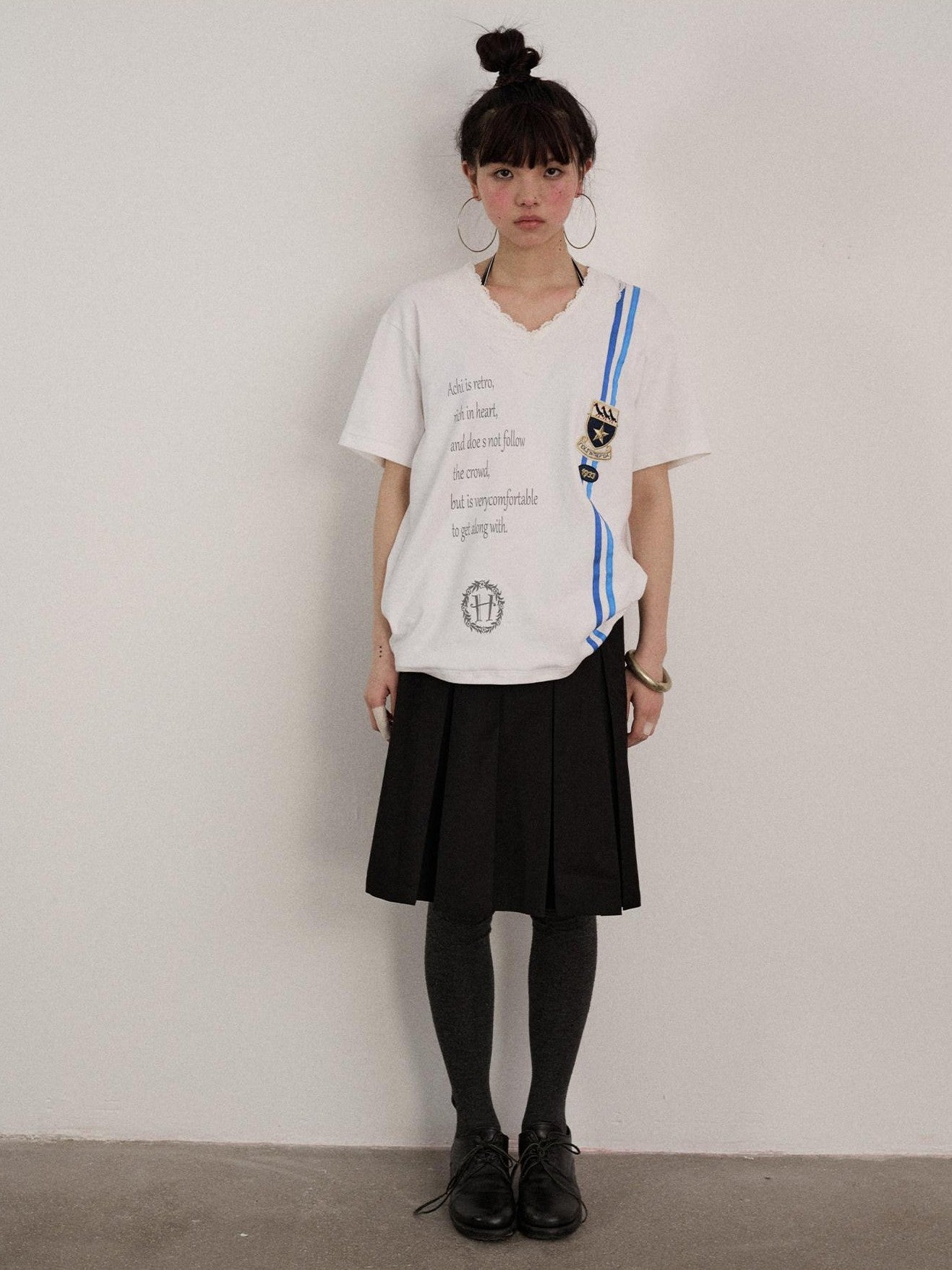 Achihara Letter Print V-neck Loose Fit Women'S Cotton Spandex Short Sleeve T-Shirts