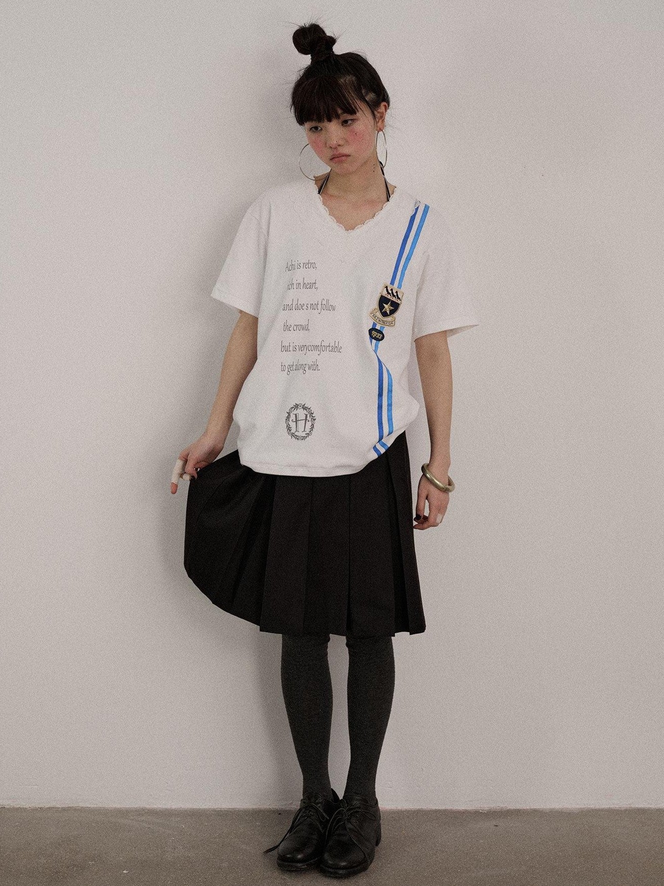 Achihara Letter Print V-neck Loose Fit Women'S Cotton Spandex Short Sleeve T-Shirts