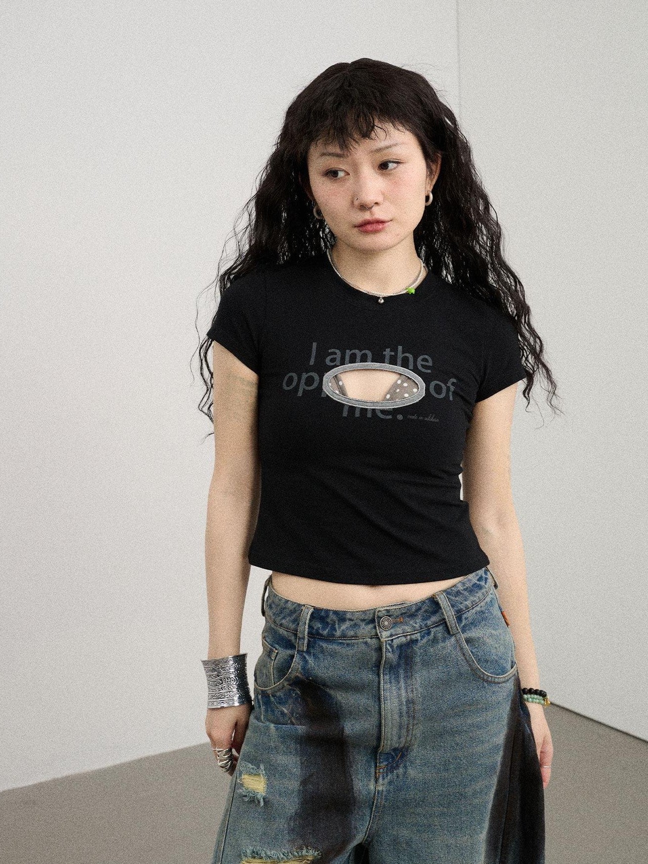 Achihara Lettering Cutout Slim Crop Crewneck Women'S Cotton Blend Short Sleeve T-Shirts