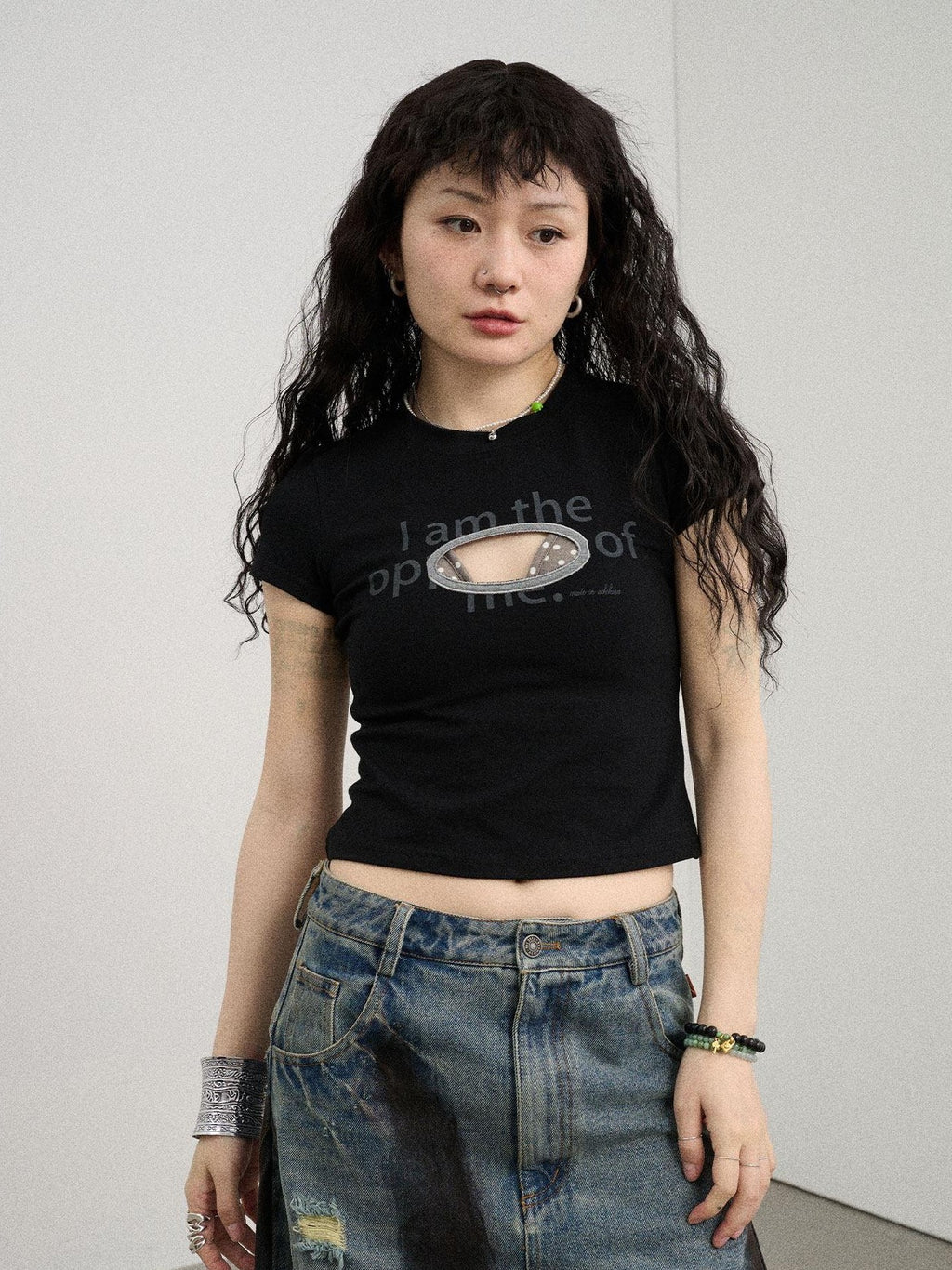 Achihara Lettering Cutout Slim Crop Crewneck Women'S Cotton Blend Short Sleeve T-Shirts