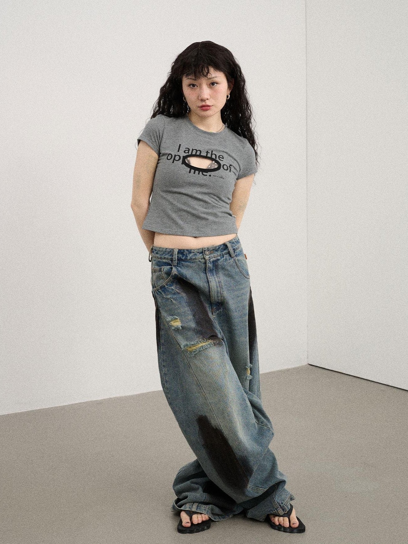 Achihara Lettering Cutout Slim Crop Crewneck Women'S Cotton Blend Short Sleeve T-Shirts