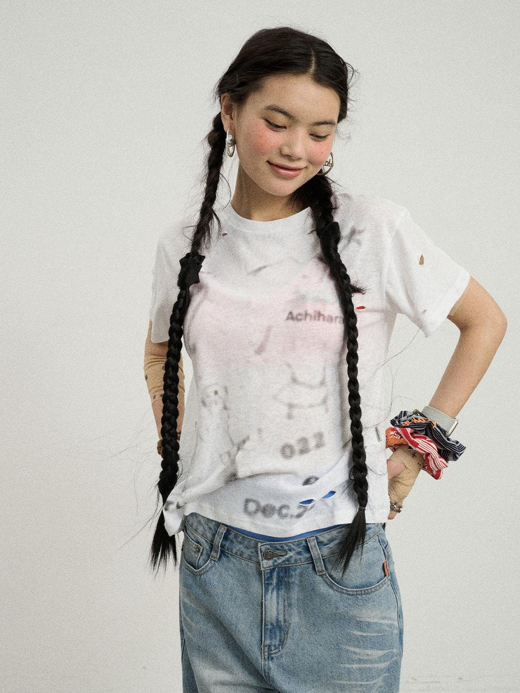 Achihara Loose Distressed Graffiti Print Women'S Cotton Blend Short Sleeve T-Shirts