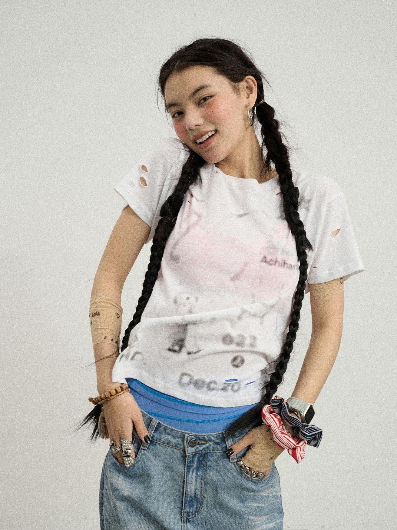 Achihara Loose Distressed Graffiti Print Women'S Cotton Blend Short Sleeve T-Shirts