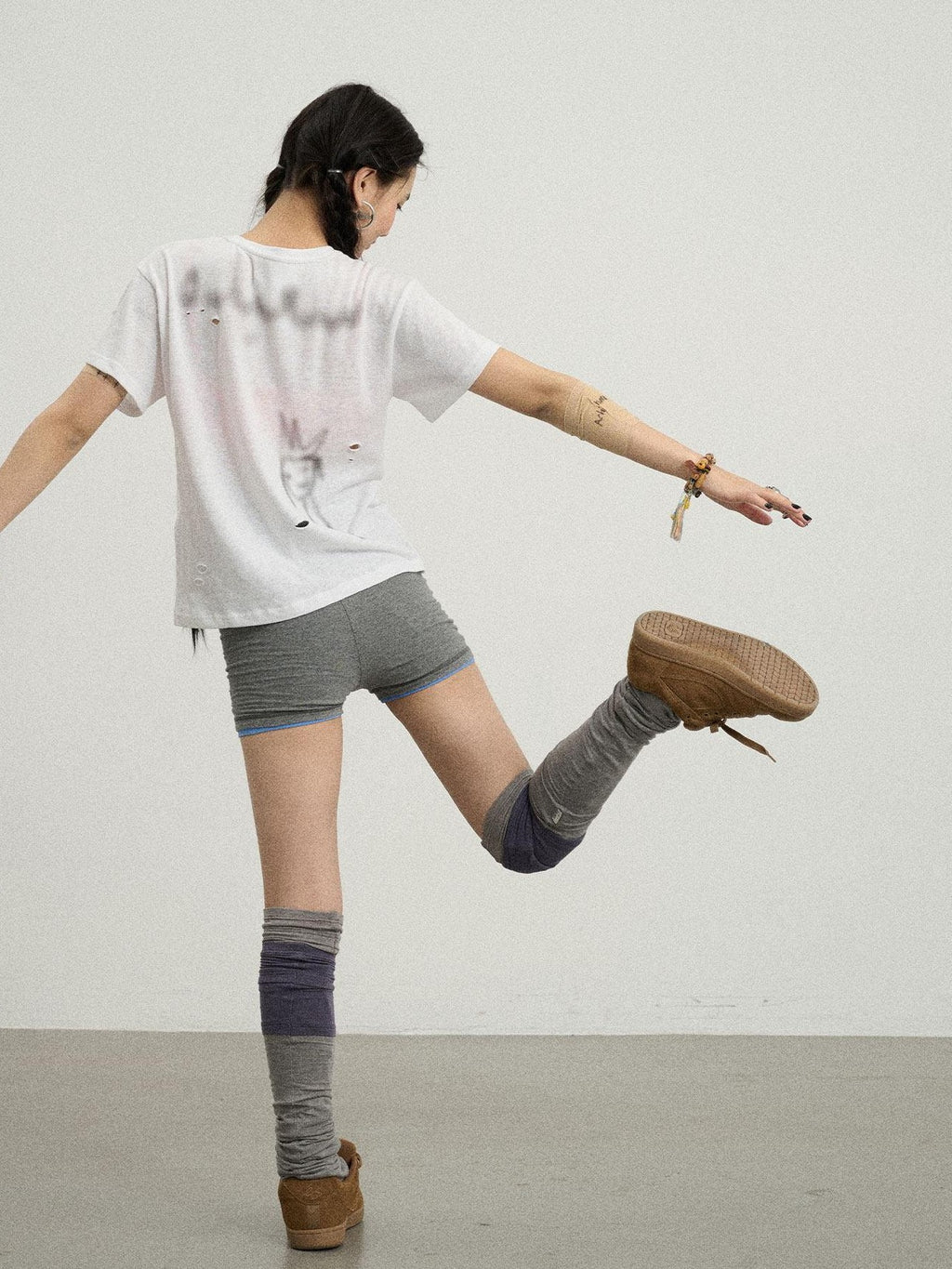 Achihara Loose Distressed Graffiti Print Women'S Cotton Blend Short Sleeve T-Shirts