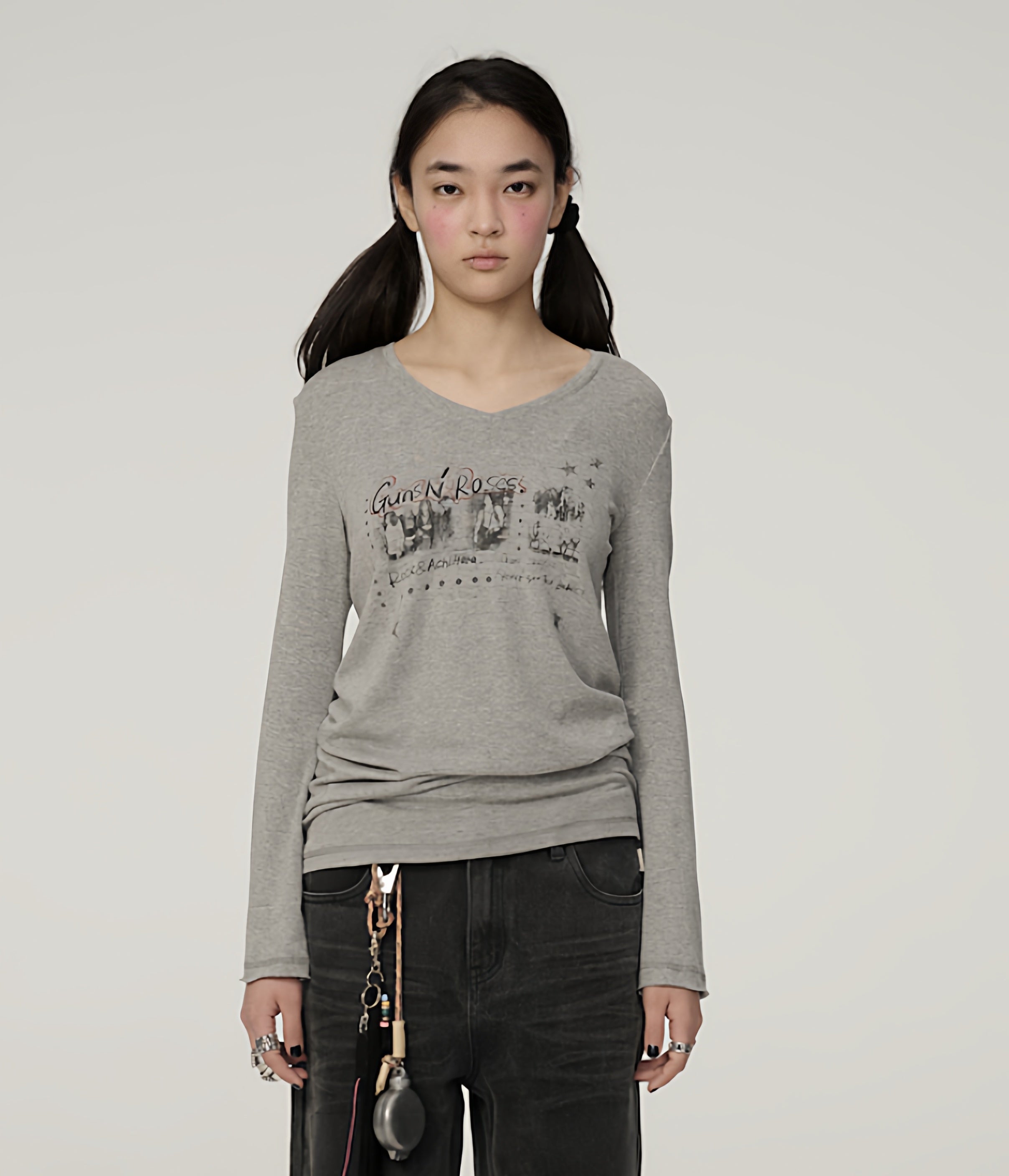 Achihara_Printed_V-neck_Micro_Flare_Straight_Women'S_Viscose_Blend_Long_Sleeve_T-Shirts_MISSTT