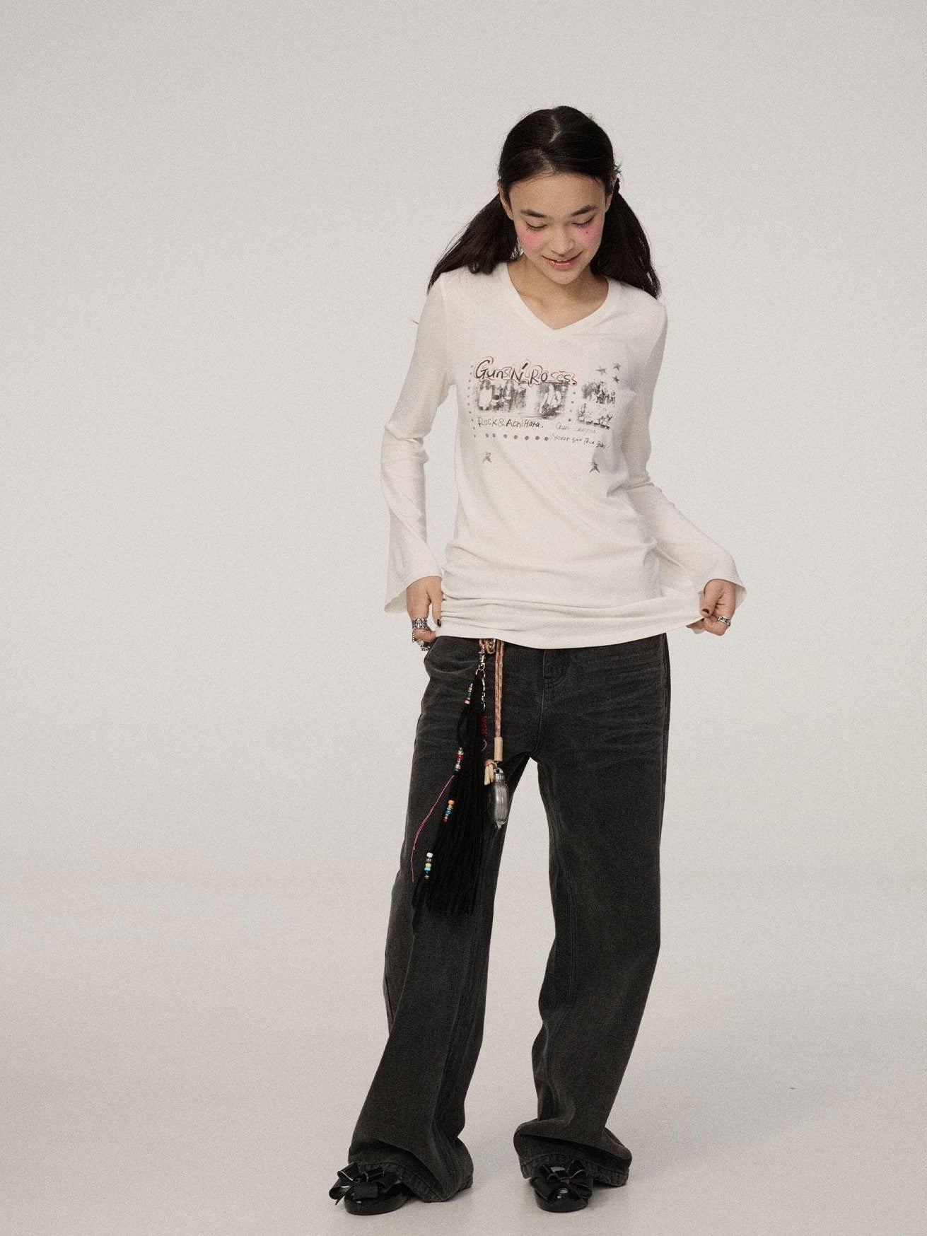 Achihara Printed V-neck Micro Flare Straight Women'S Viscose Blend Long Sleeve T-Shirts