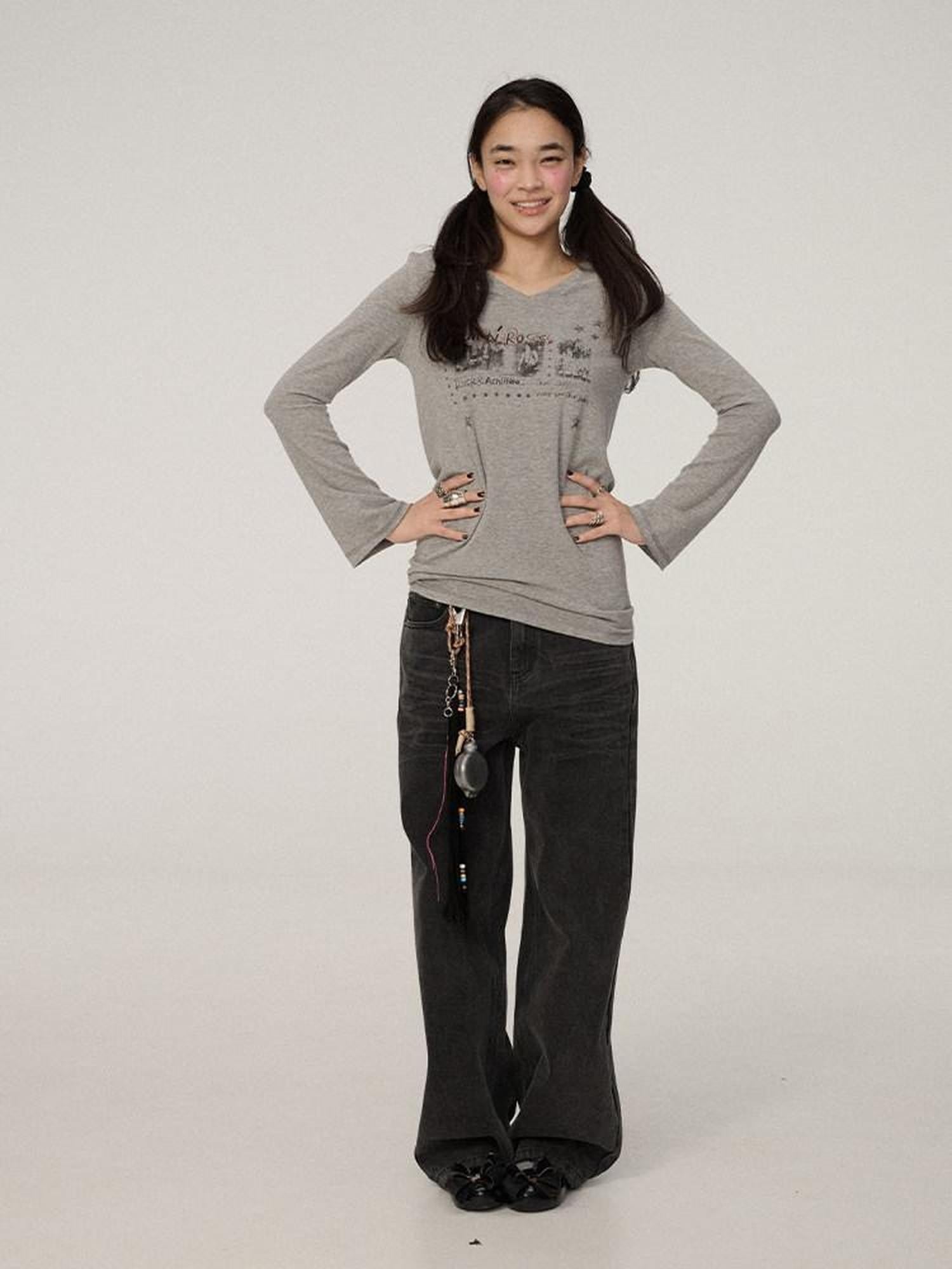 Achihara Printed V-neck Micro Flare Straight Women'S Viscose Blend Long Sleeve T-Shirts