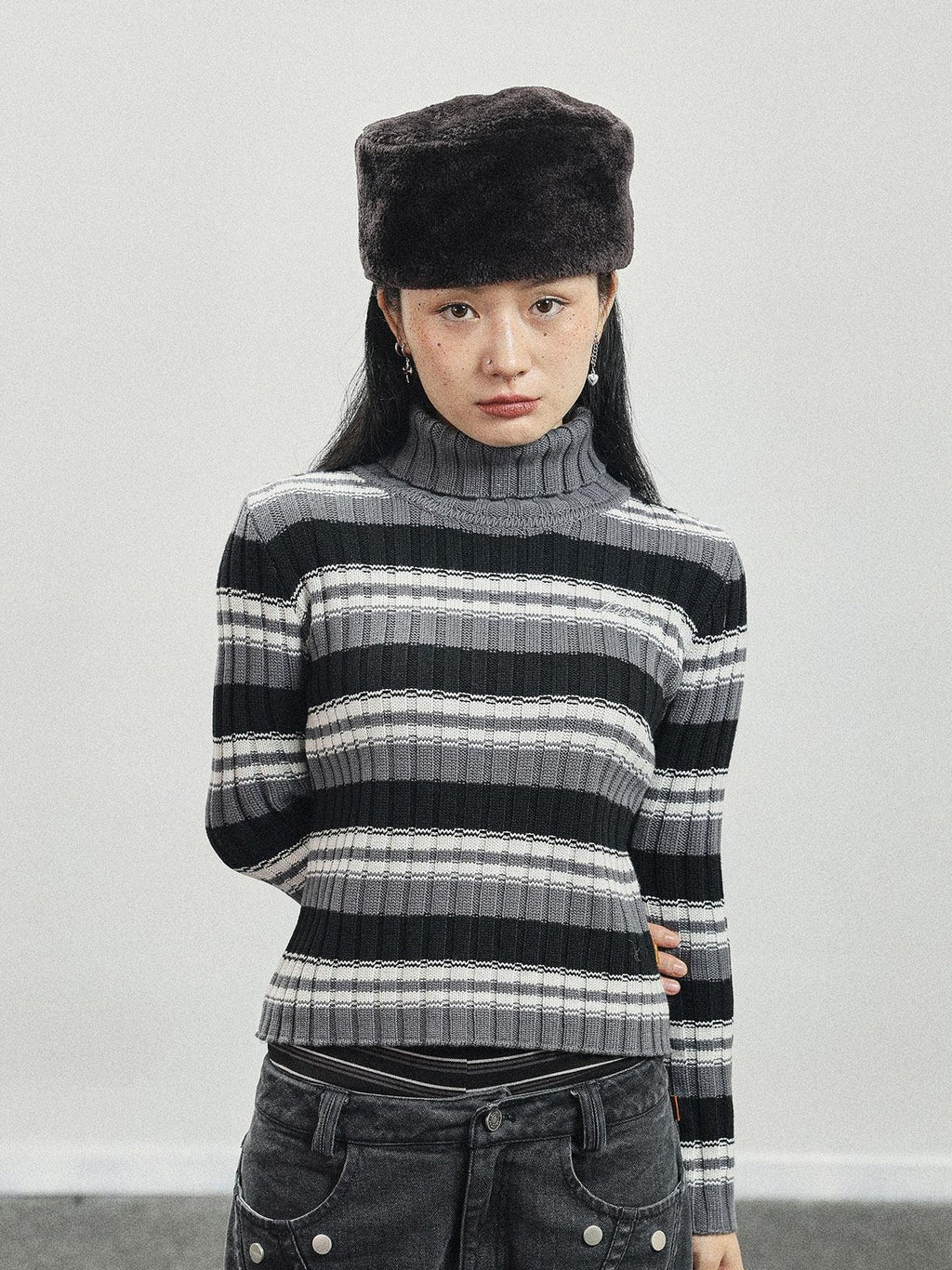 Achihara Striped Crewneck Slim Fit Long Sleeve Women'S Polyester Blend Sweaters