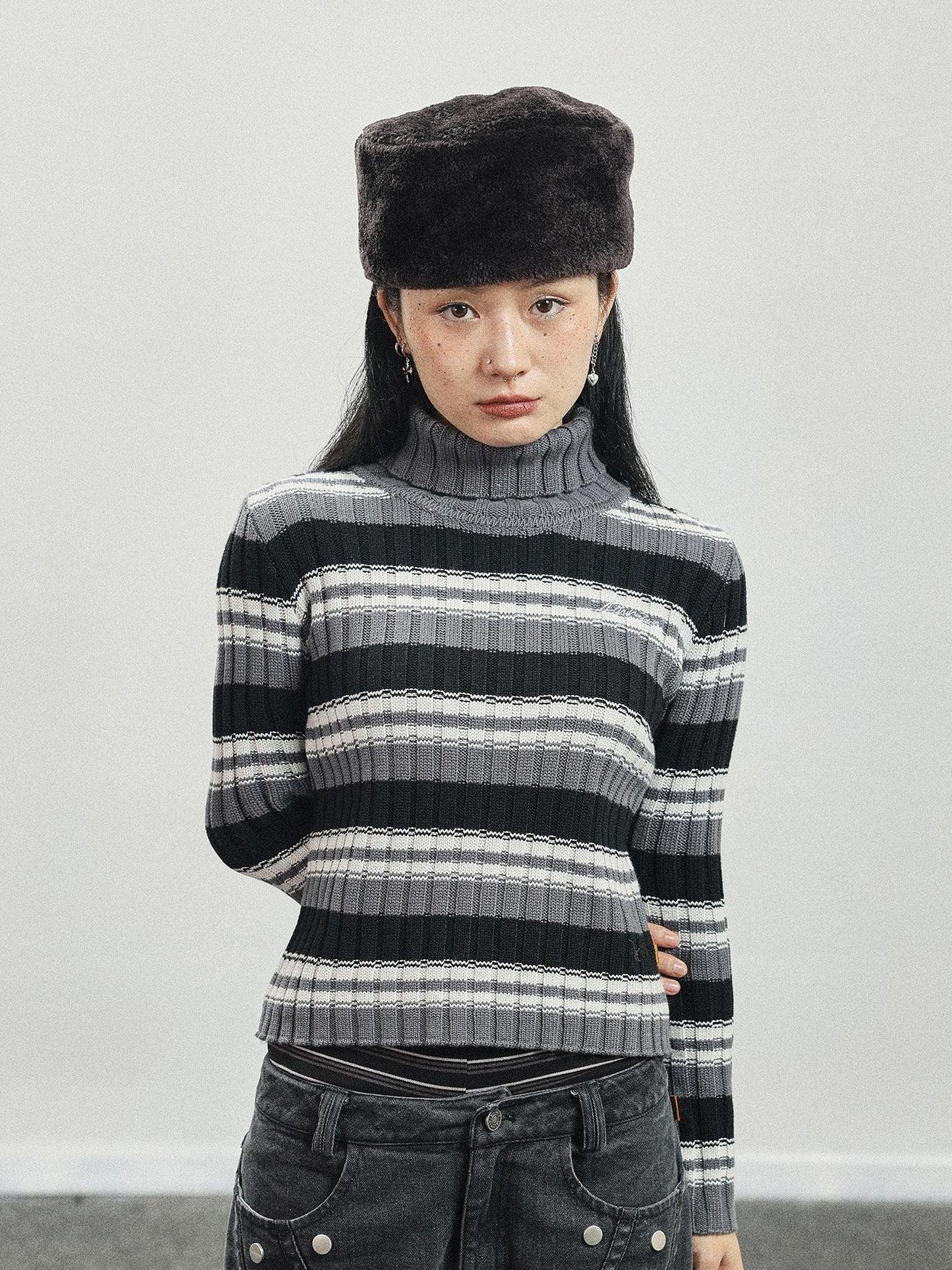 Achihara Striped Crewneck Slim Fit Long Sleeve Women'S Polyester Blend Sweaters