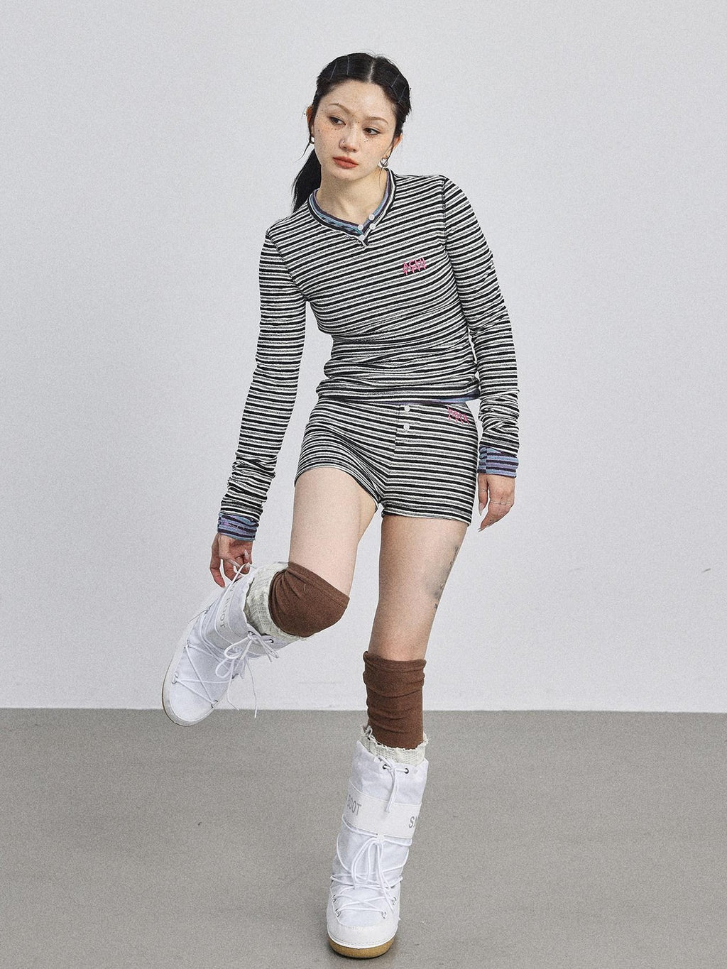Achihara Striped V-neck Cropped Women'S Polyester Cotton Blend Long Sleeve T-Shirts