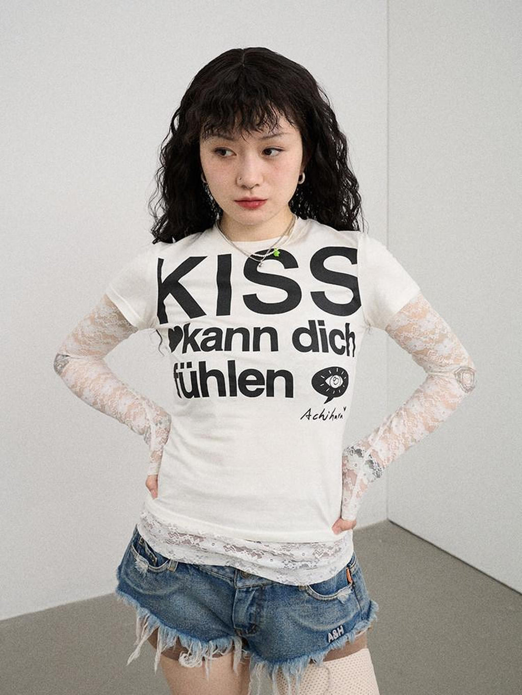 Achihara Two Kissing Fish Print Cropped Slim Women'S Cotton Stretch Short Sleeve T-Shirts