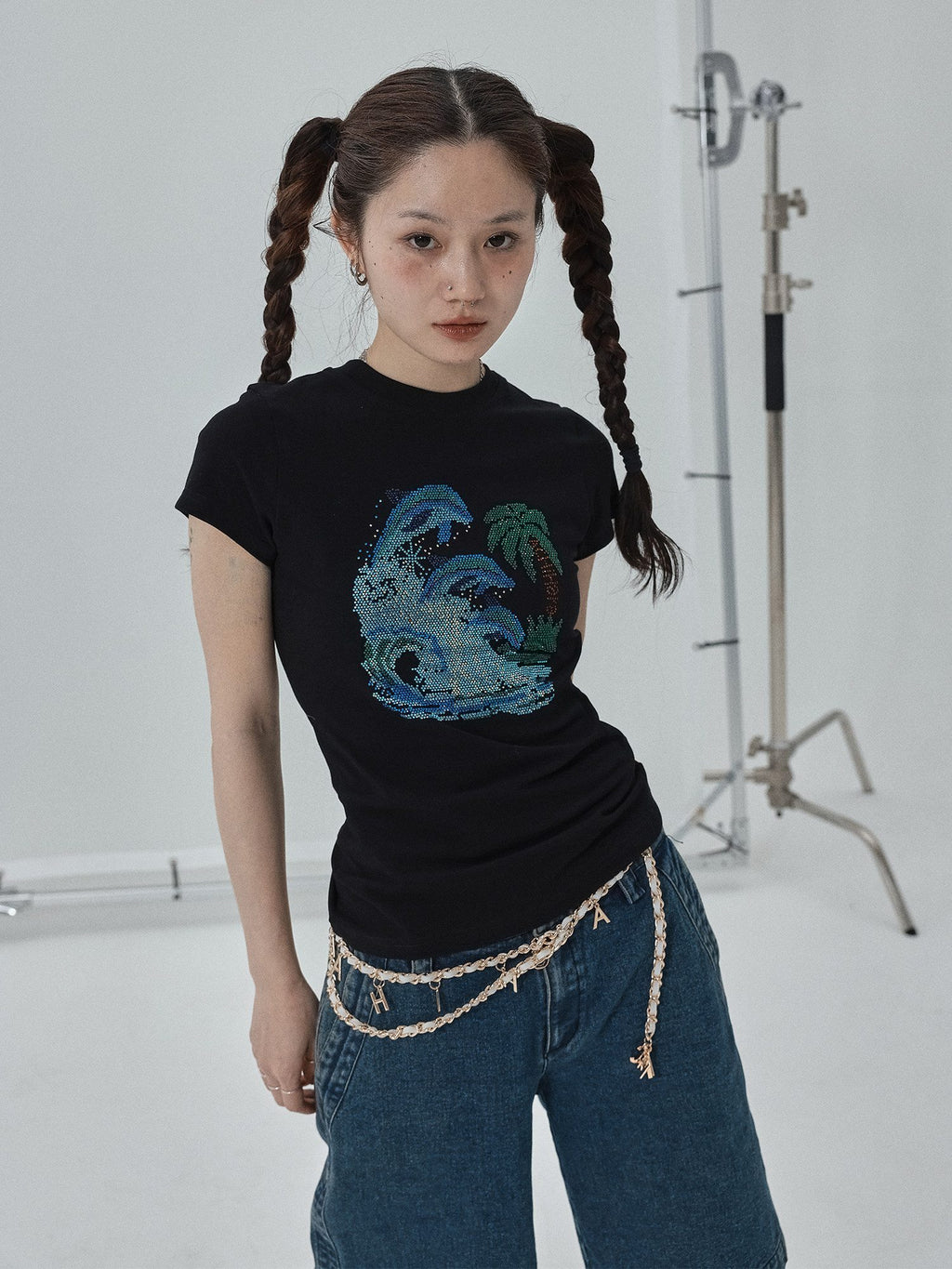 Achihara_Vintage_Blue_Rhinestone_Round_Neck_Slim_Fit_Short_Crop_Women'S_Camisoles_MISSTT