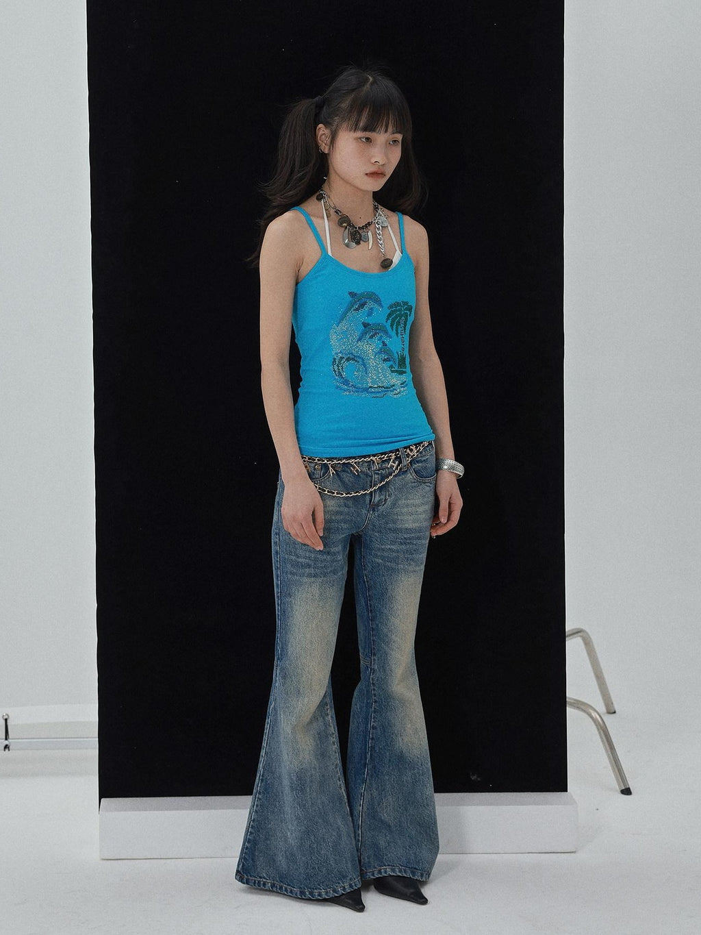 Achihara Vintage Blue Rhinestone Round Neck Slim Fit Short Crop Women'S Camisoles