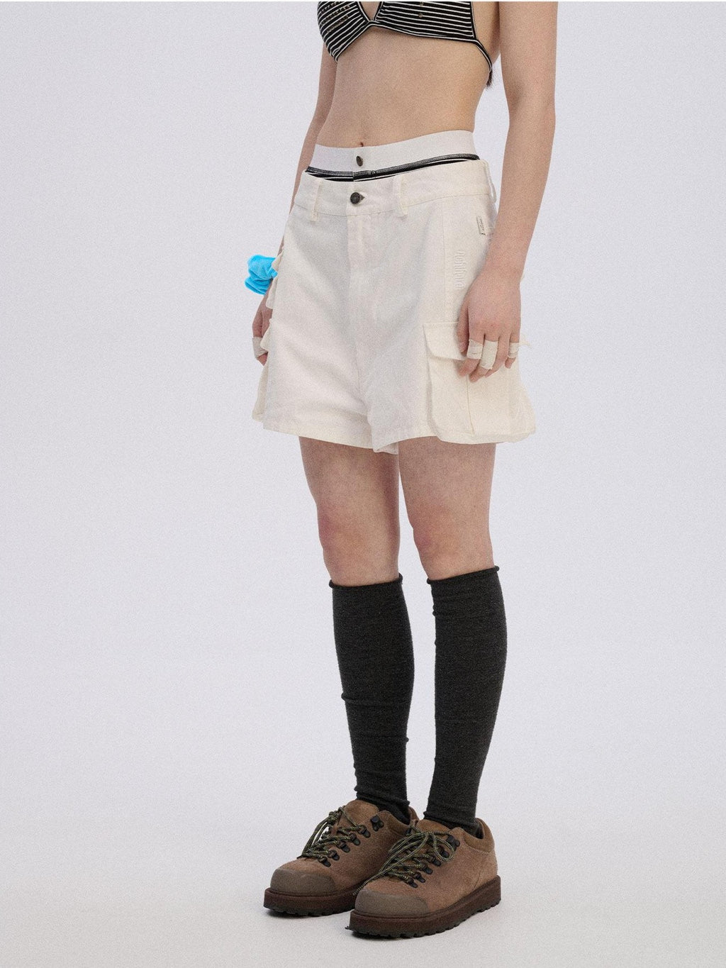 Achihara Wide Leg Pocketed Workwear Button Fly Mid Low Rise Women'S Cotton Cargo Shorts