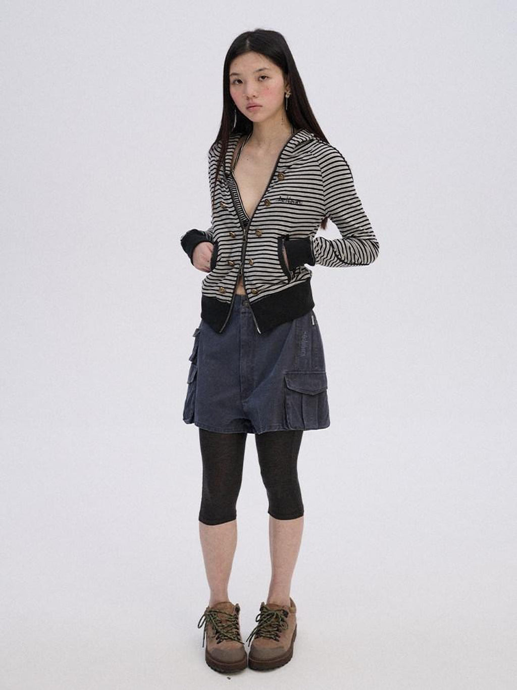 Achihara Wide Leg Pocketed Workwear Button Fly Mid Low Rise Women'S Cotton Cargo Shorts