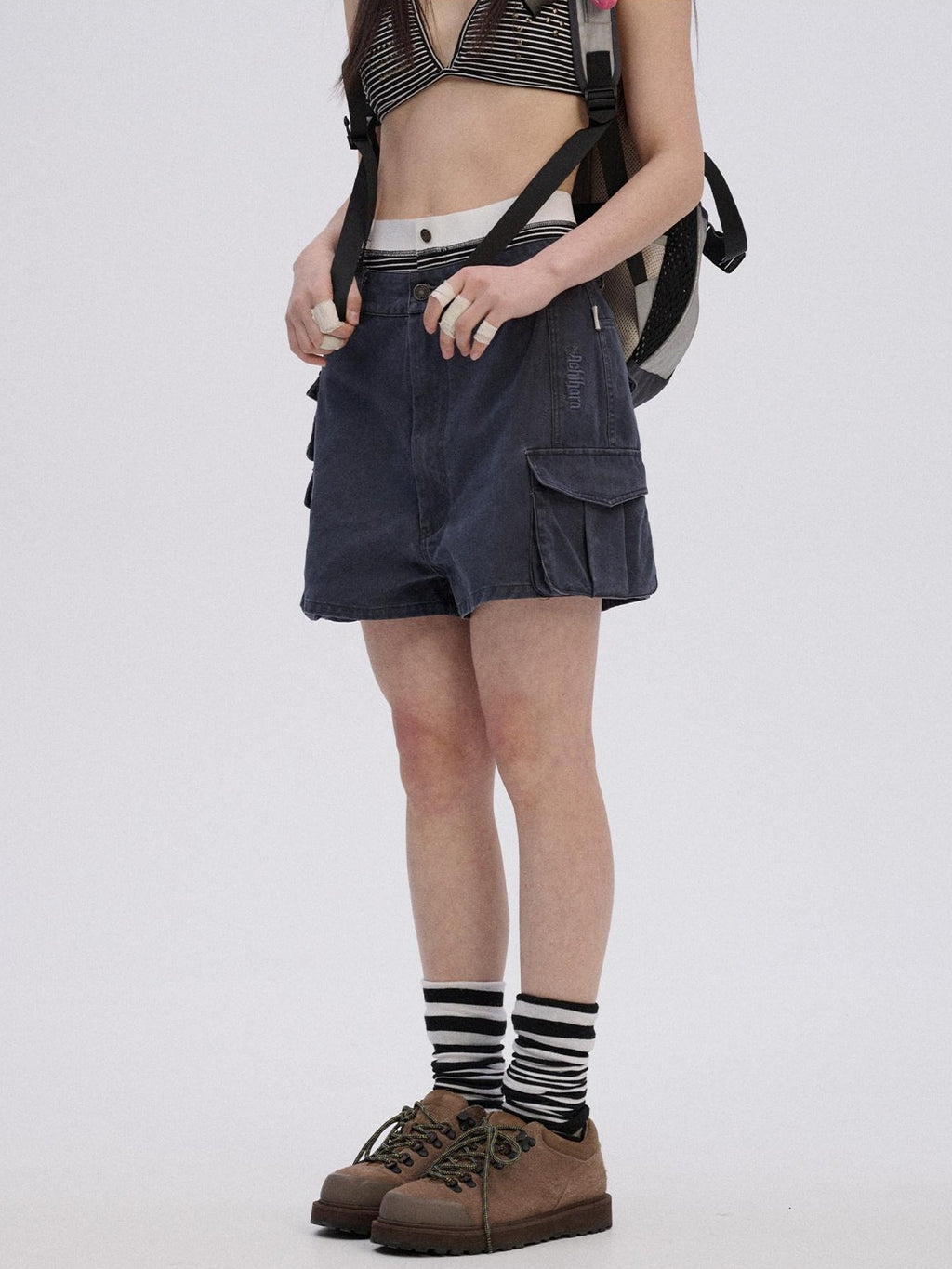 Achihara Wide Leg Pocketed Workwear Button Fly Mid Low Rise Women'S Cotton Cargo Shorts