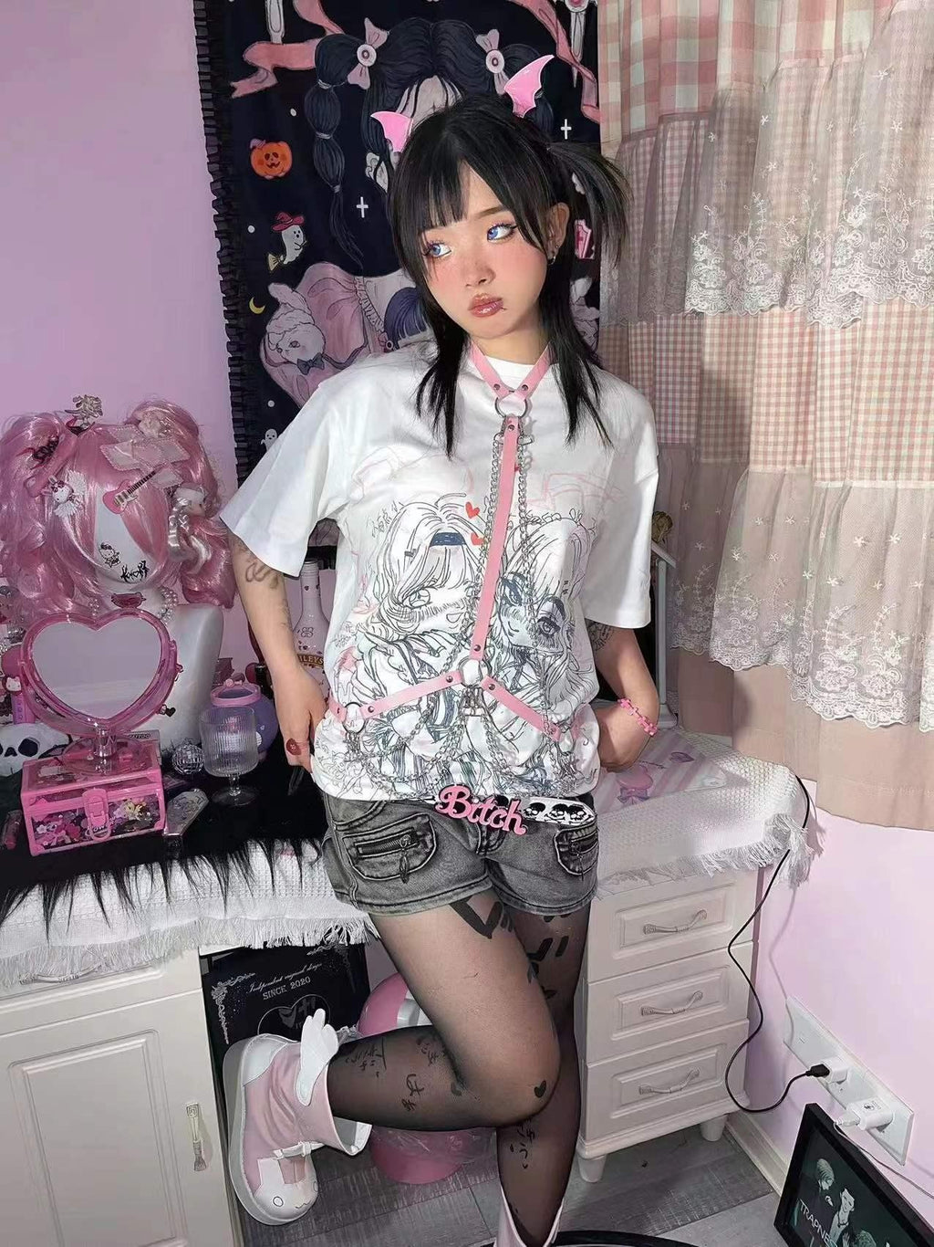 Alita26SS Anime Cartoon Print Loose Fit Cotton Women's Graphic T-shirts
