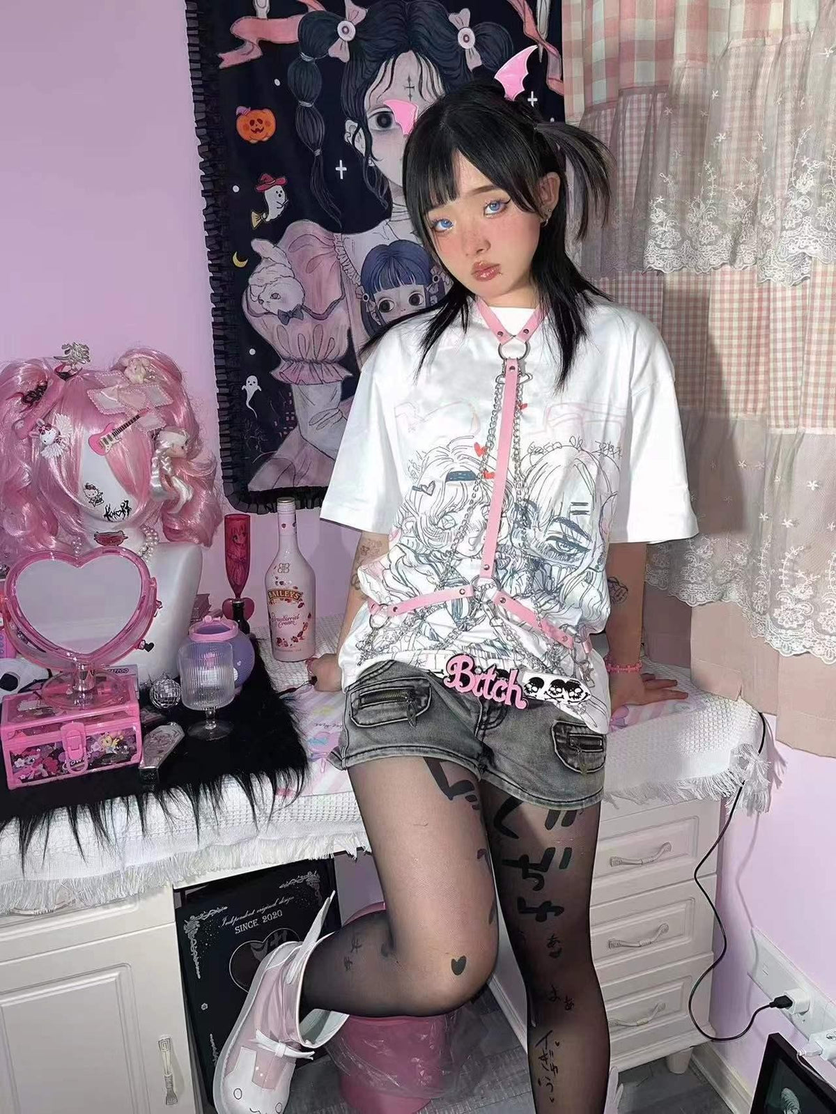 Alita26SS Anime Cartoon Print Loose Fit Cotton Women's Graphic T-shirts