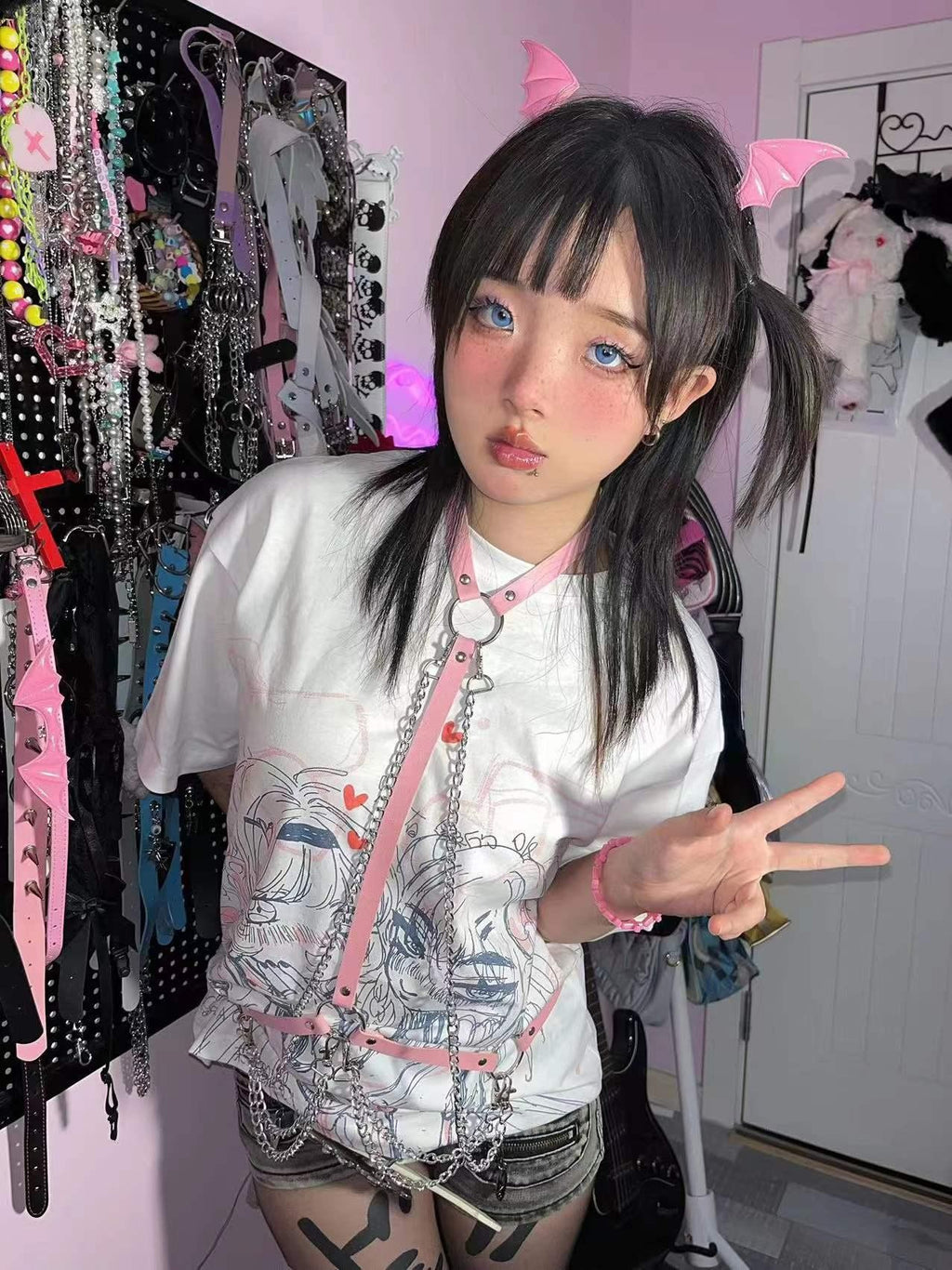 Alita26SS Anime Cartoon Print Loose Fit Cotton Women's Graphic T-shirts