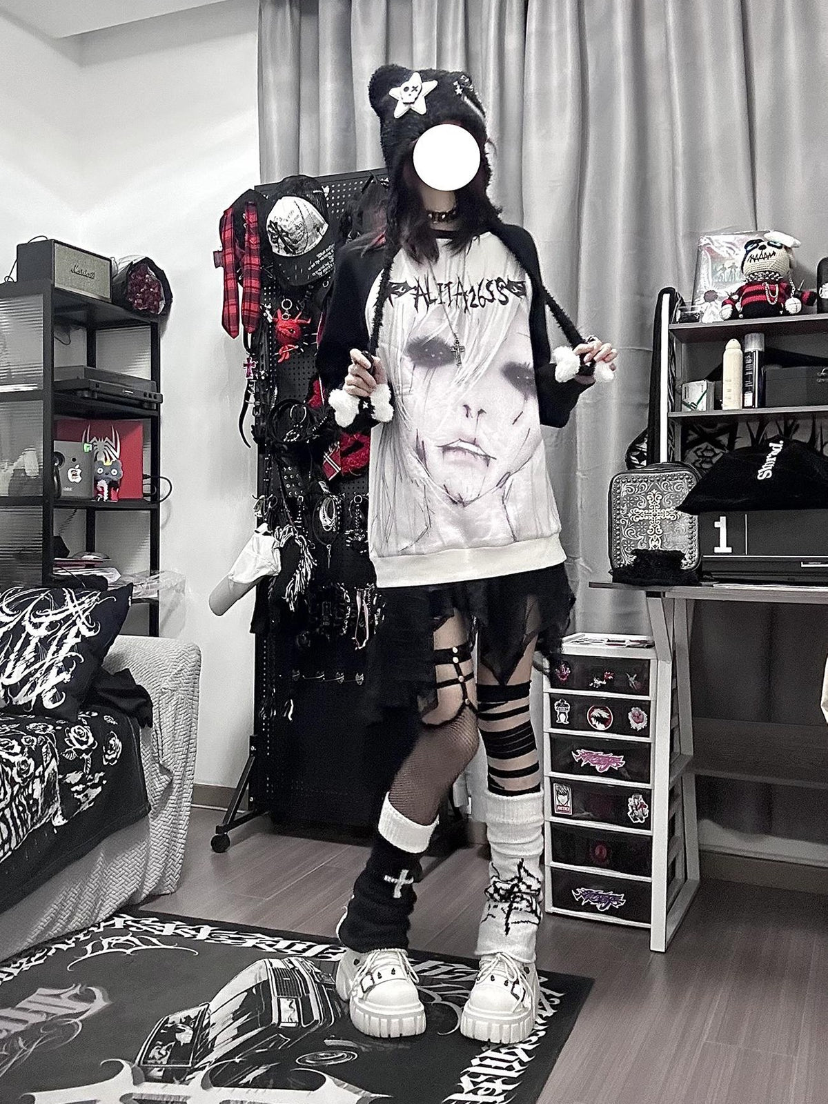 Alita26SS Dark Harajuku Raglan Sleeve Loose Fit Cartoon Graphic Women's Cotton Sweatshirts