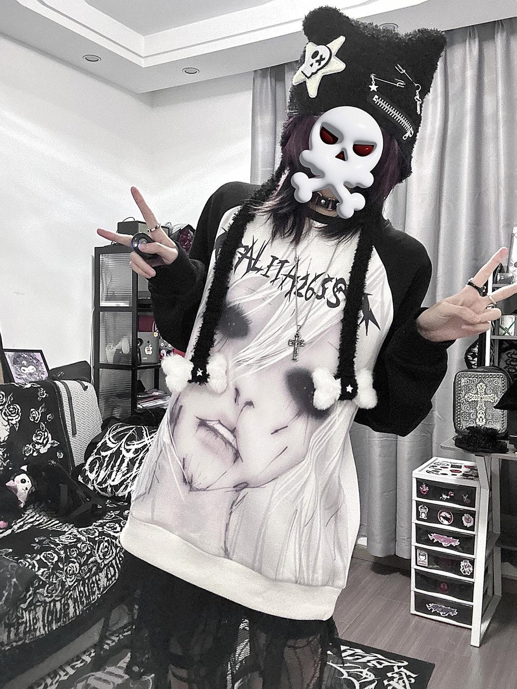 Alita26SS Dark Harajuku Raglan Sleeve Loose Fit Cartoon Graphic Women's Cotton Sweatshirts