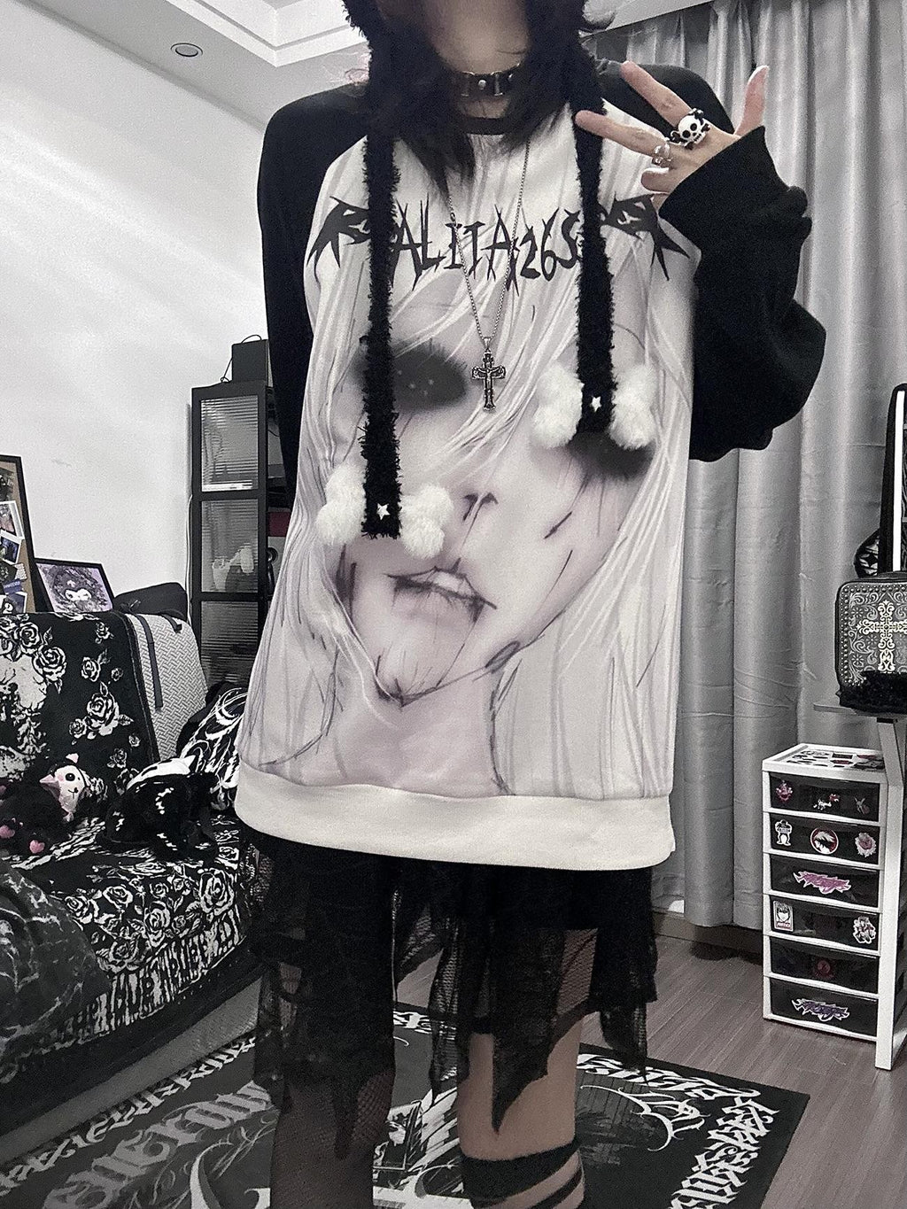 Alita26SS Dark Harajuku Raglan Sleeve Loose Fit Cartoon Graphic Women's Cotton Sweatshirts