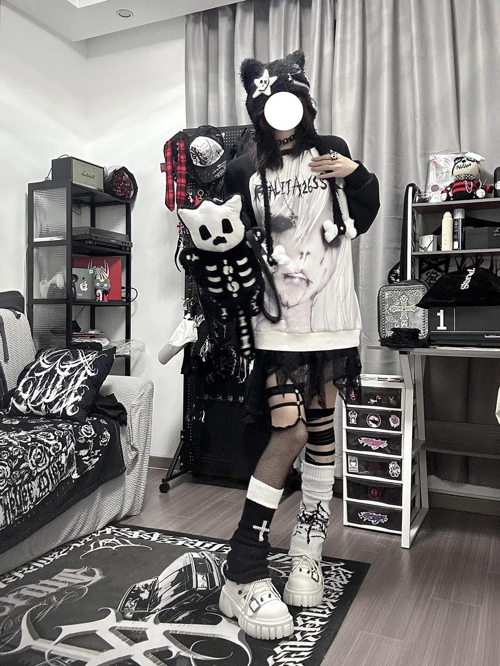 Alita26SS Dark Harajuku Raglan Sleeve Loose Fit Cartoon Graphic Women's Cotton Sweatshirts