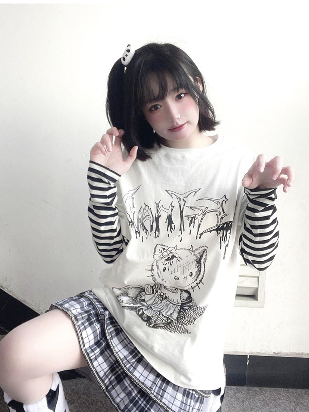Alita26SS Punk Comic Print Faux Layered Loose Fit Women's Cotton Long Sleeve T-shirts