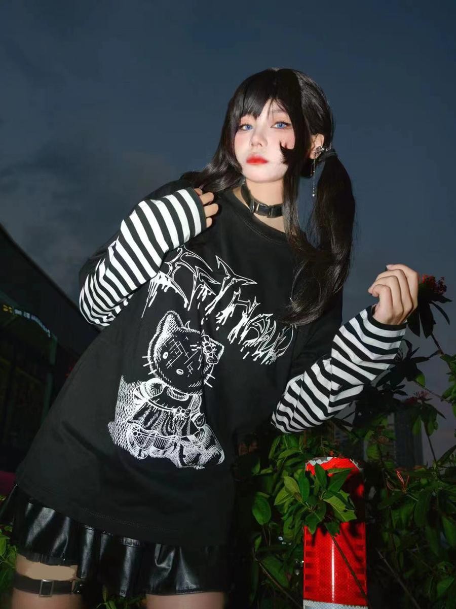 Alita26SS Punk Comic Print Loose Fit Cotton Women's Long Sleeve T-shirts