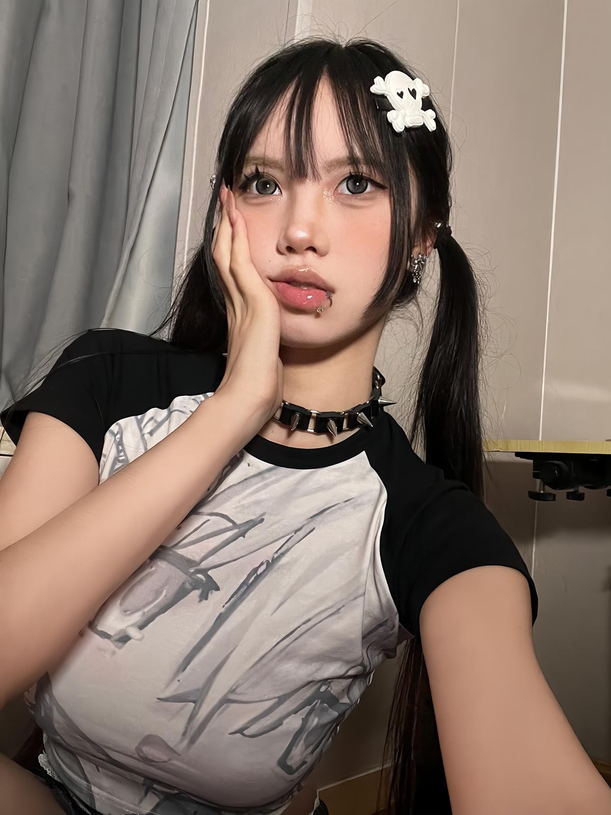 Alita26SS Y2k Anime Subculture Graphic Raglan Sleeve Women's Cotton Crop Tops