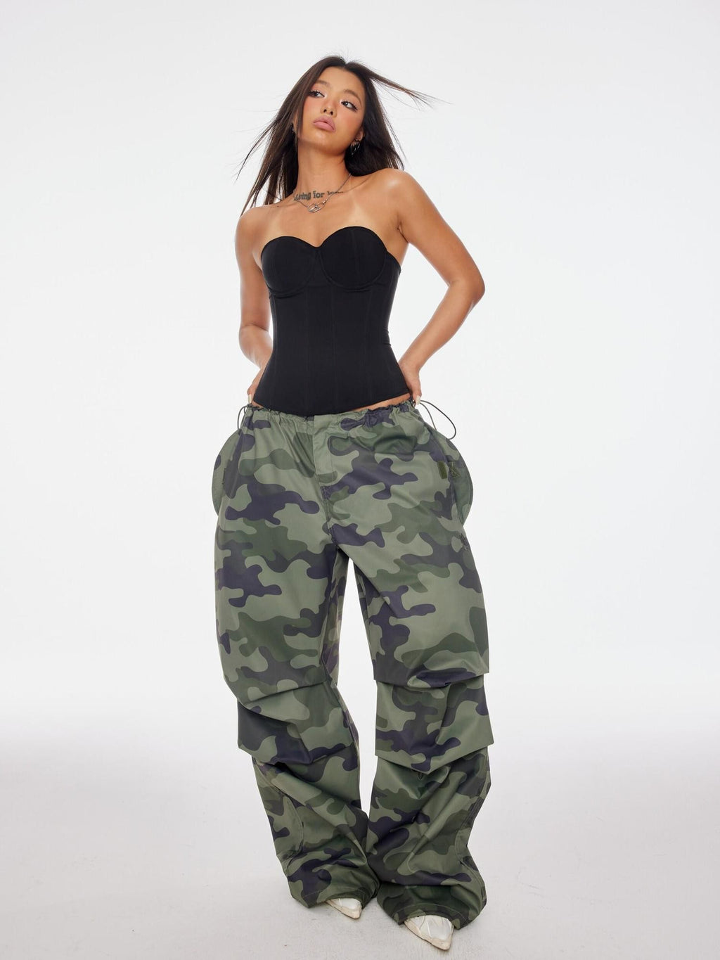 BUM STUDIO Camo Utility Cargo Elastic Waist Women's Polyester Wide-leg Pants
