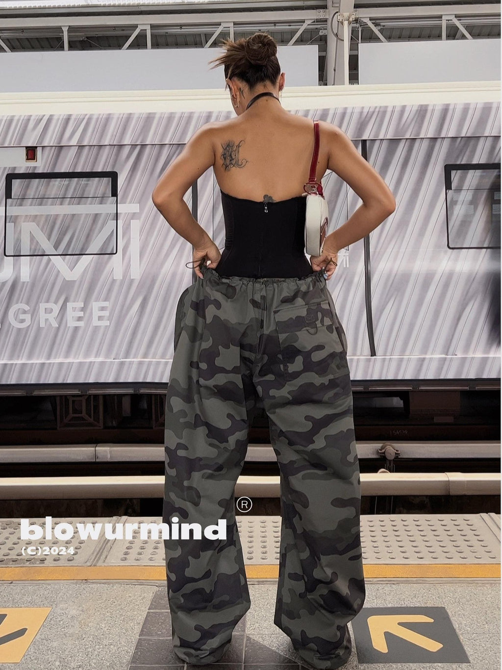BUM STUDIO Camo Utility Cargo Elastic Waist Women's Polyester Wide-leg Pants