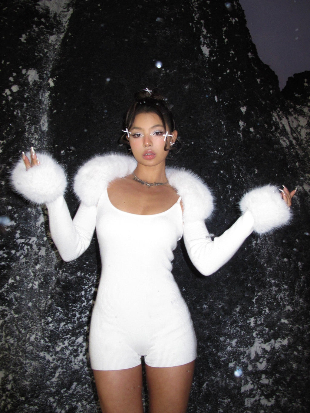 BUM STUDIO Close Knit Faux Fur Vest High Waist Women's Polyester Bodycon Mini Dresses