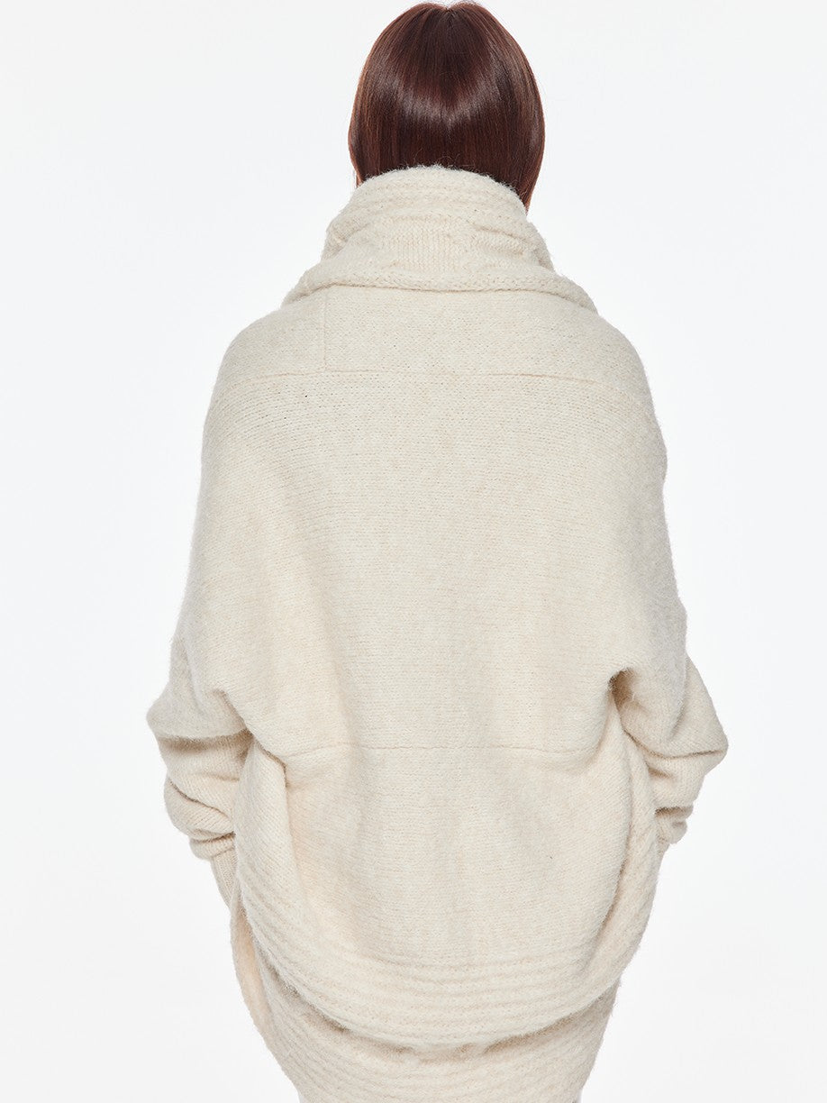 BUM STUDIO Cream Oversized Cable Knit V-neck Pullover Women's Wool Blend Cardigans
