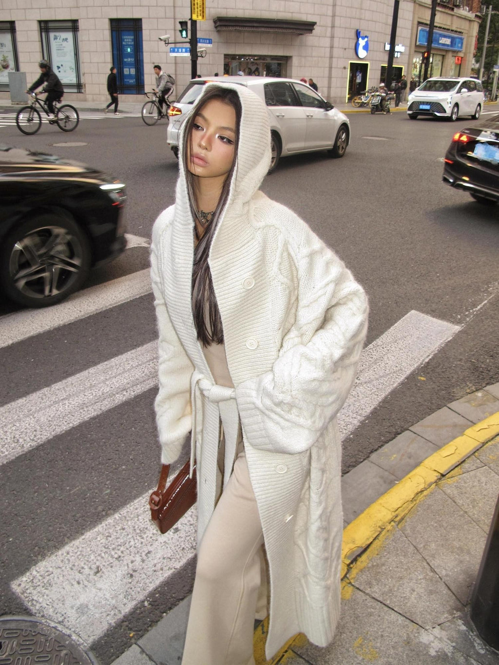 BUM STUDIO Cream Thick Knit Hooded Oversized Midlength Women's Wool Blend Wool Coats