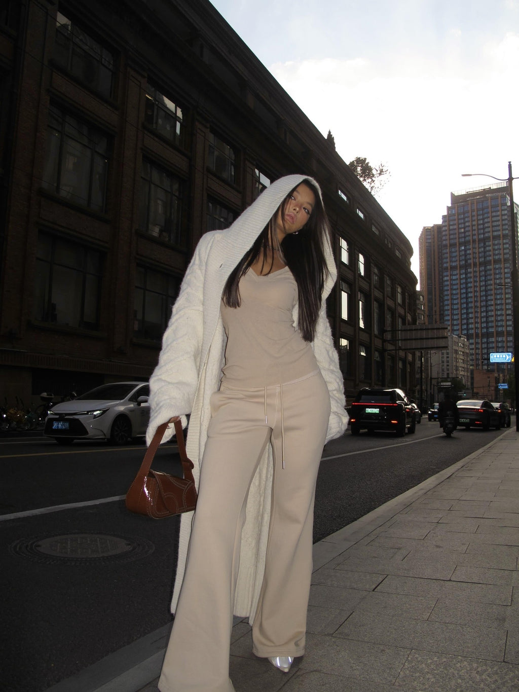 BUM STUDIO Cream Thick Knit Hooded Oversized Midlength Women's Wool Blend Wool Coats
