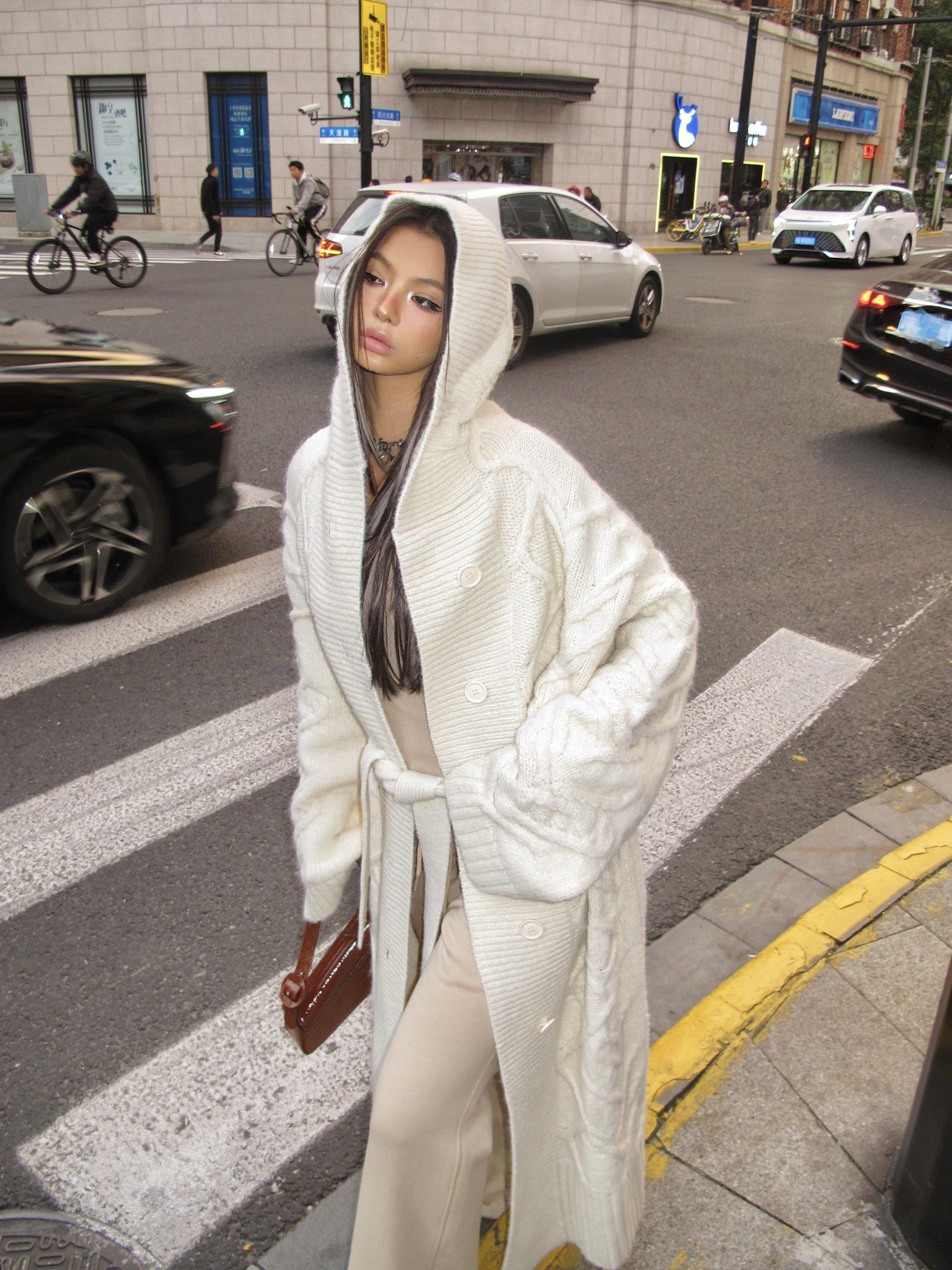 BUM STUDIO Cream Thick Knit Hooded Oversized Midlength Women's Wool Blend Wool Coats