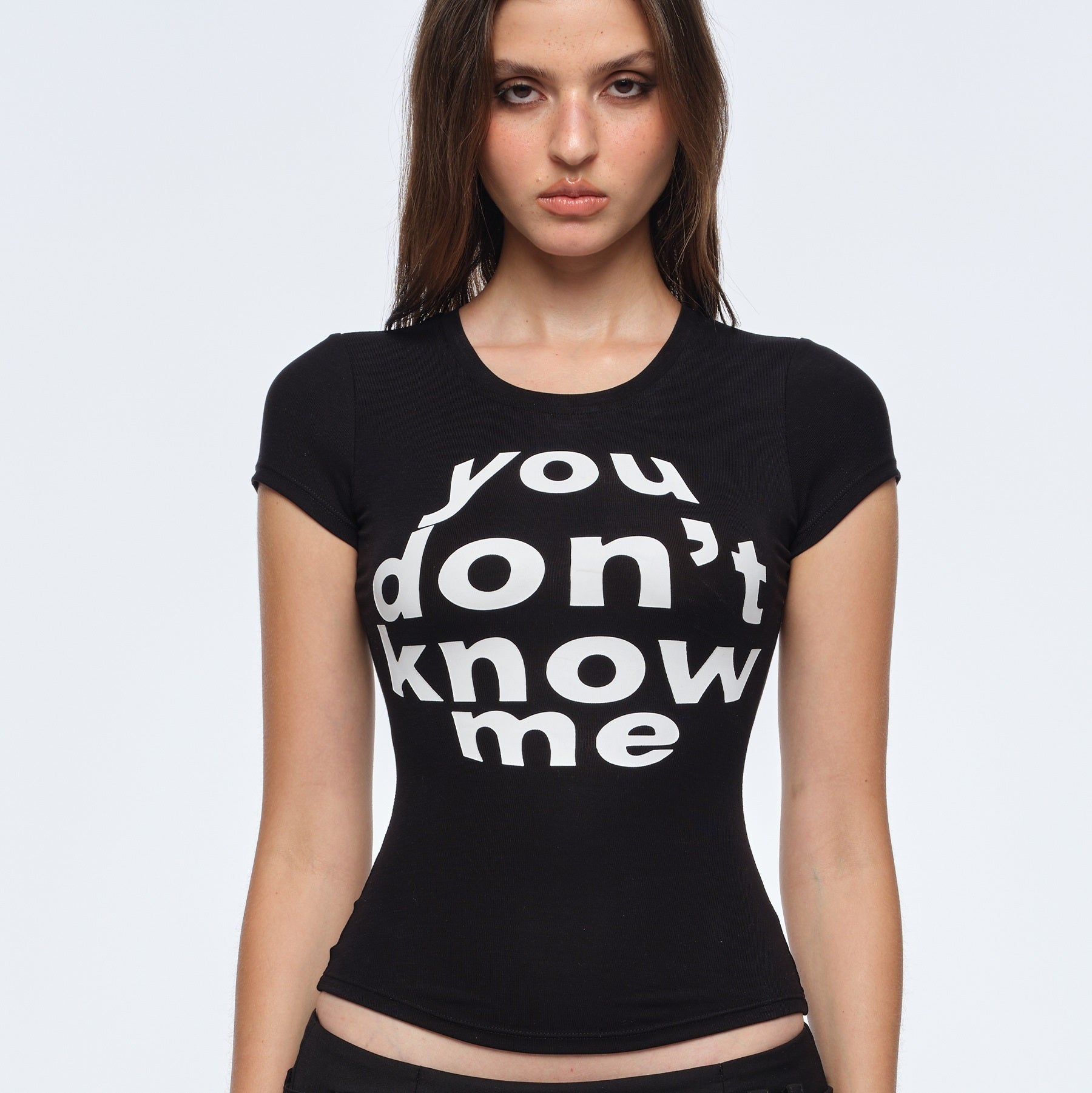 BUM_STUDIO_Figure_Enhancing_Logo_Shoulder_Waist_Cinch_Stretch_Women's_Lyocell_Crop_Tops_1054118010327_MISSTT