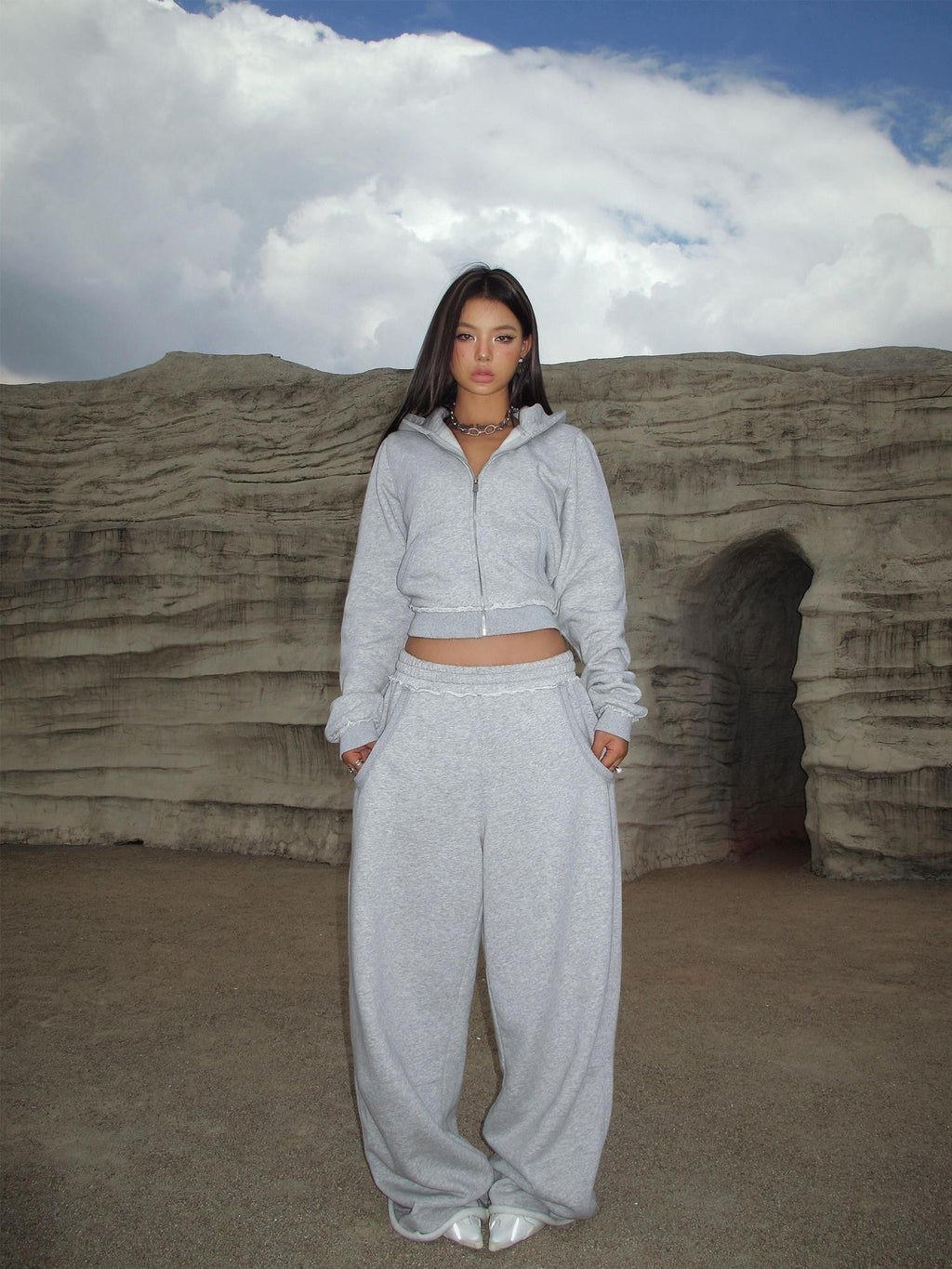 BUM STUDIO Gray Frayed Hem Fleece Lined Slim Fit Women's Cotton Blend Tracksuit Sets