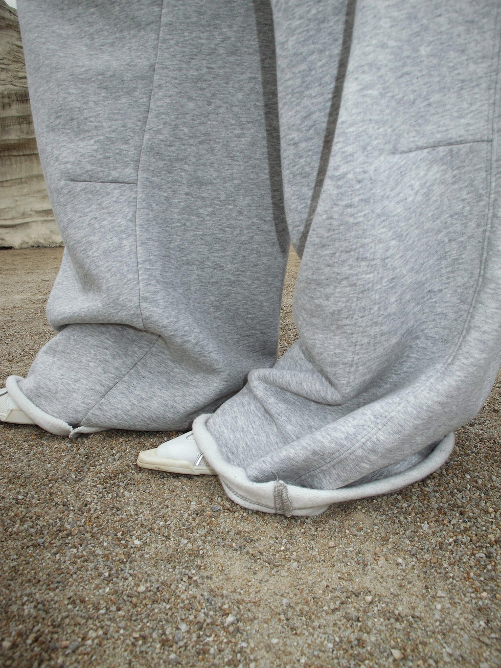 BUM STUDIO Gray Frayed Hem Fleece Lined Slim Fit Women's Cotton Blend Tracksuit Sets