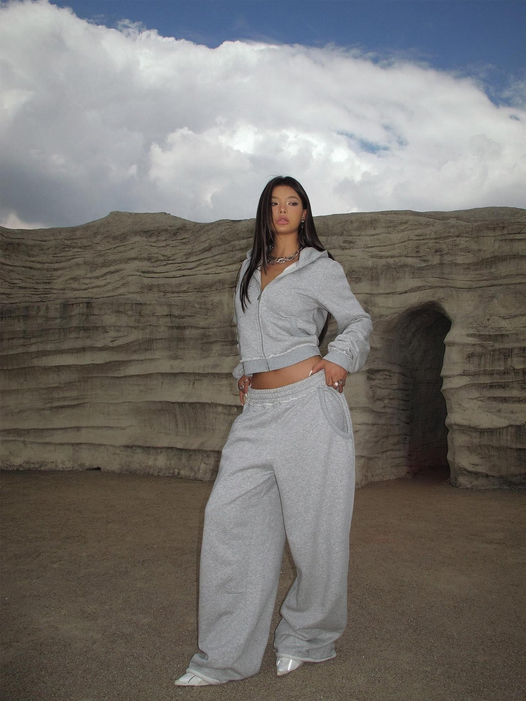 BUM STUDIO Gray Frayed Hem Fleece Lined Slim Fit Women's Cotton Blend Tracksuit Sets
