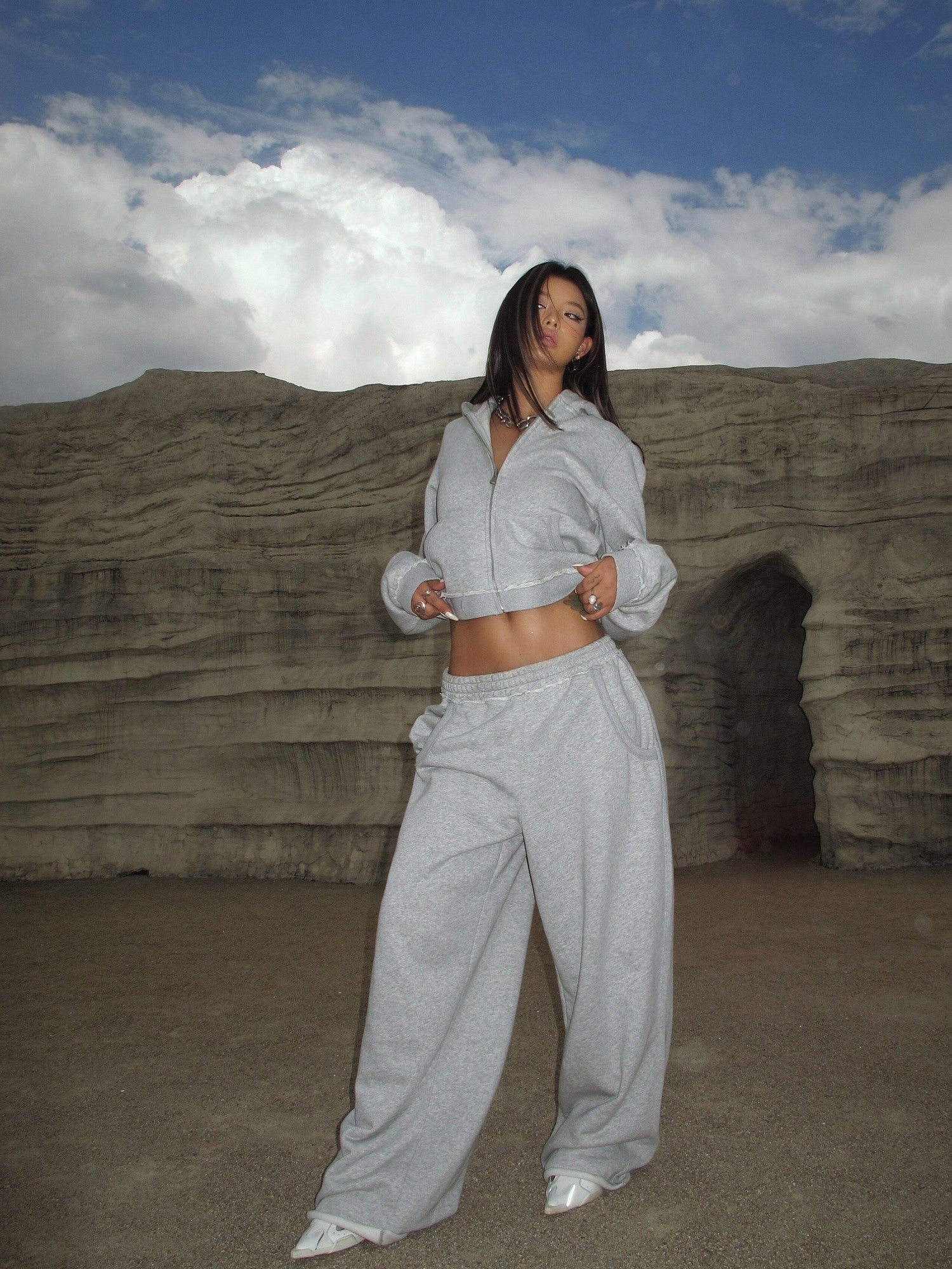 BUM STUDIO Gray Frayed Hem Fleece Lined Slim Fit Women's Cotton Blend Tracksuit Sets