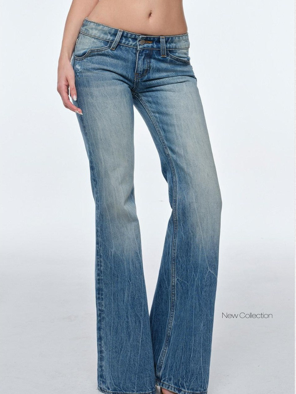 BUM STUDIO Heavy Wash Short Rise Wide Leg Flared Women's Denim Low-rise Jeans