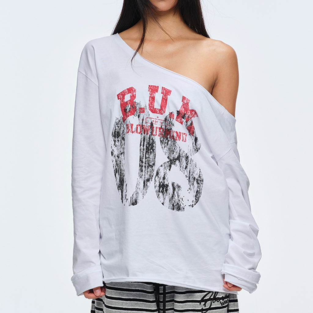 BUM_STUDIO_Loose_Fit_Asymmetric_Neck_Spray_Print_Logo_Women's_Cotton_Long_Sleeve_T-shirts_1082759385530_MISSTT