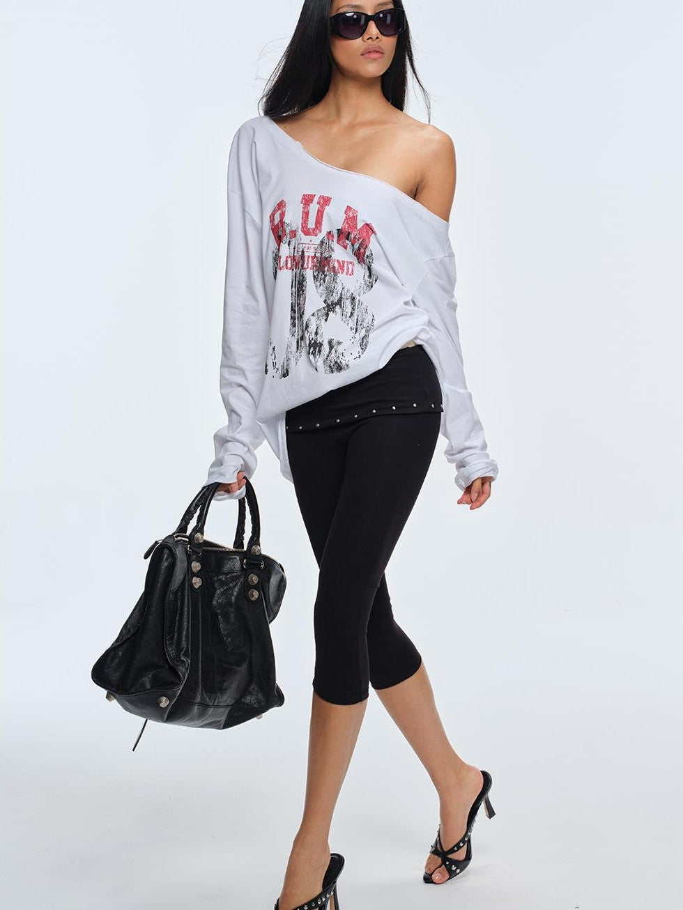 BUM STUDIO Loose Fit Asymmetric Neck Spray Print Logo Women's Cotton Long Sleeve T-shirts
