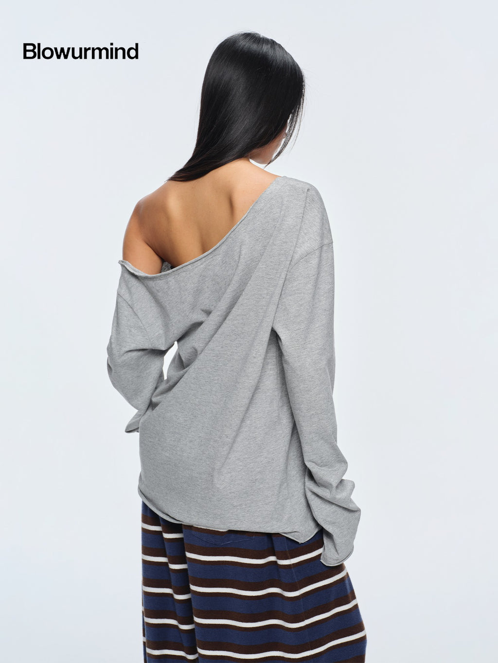 BUM STUDIO Loose Fit Asymmetric Neck Spray Print Logo Women's Cotton Long Sleeve T-shirts