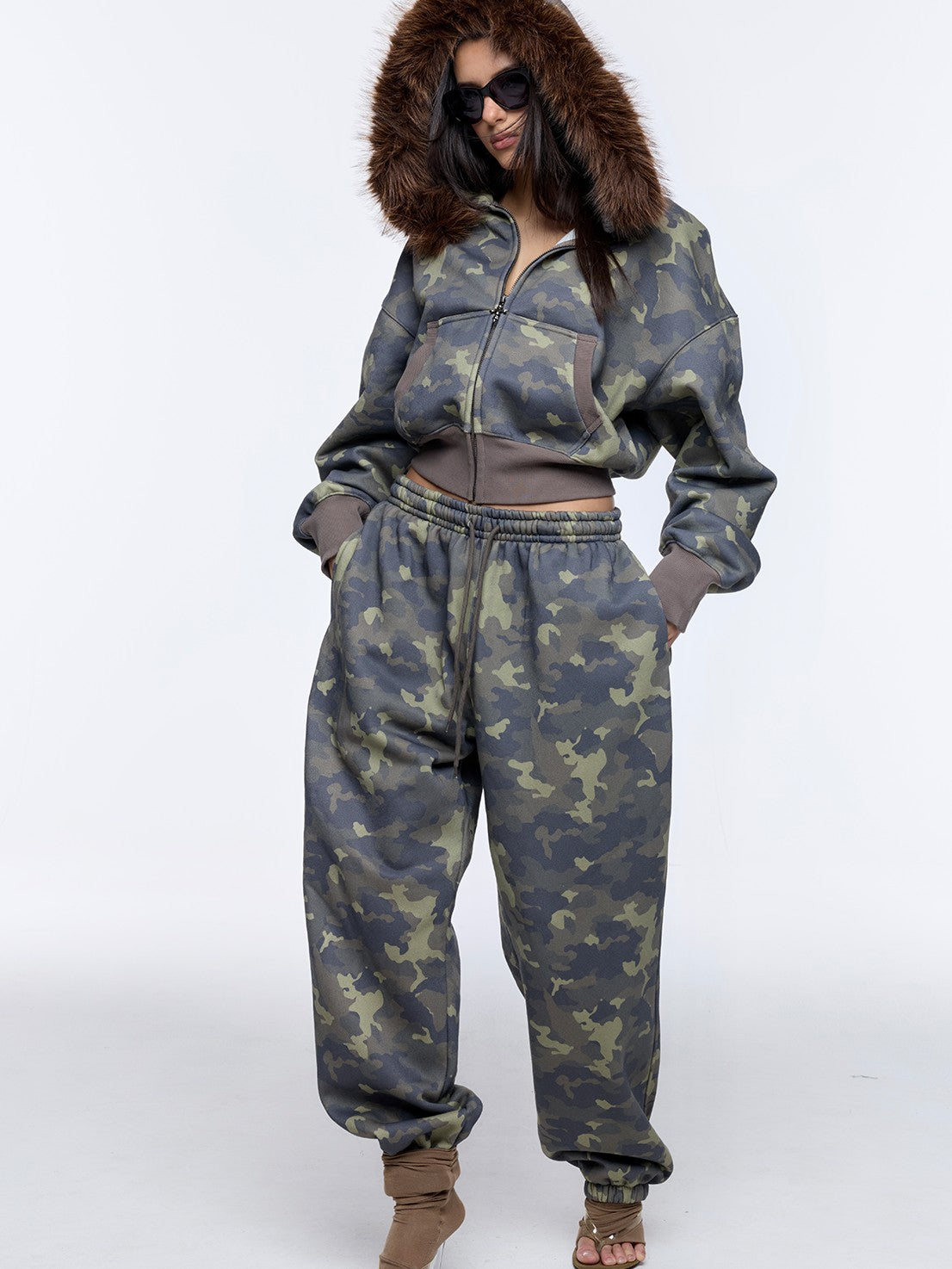 BUM STUDIO Muted Camouflage Distressed Embroidered Women's Cropped Zip Tracksuit Sets