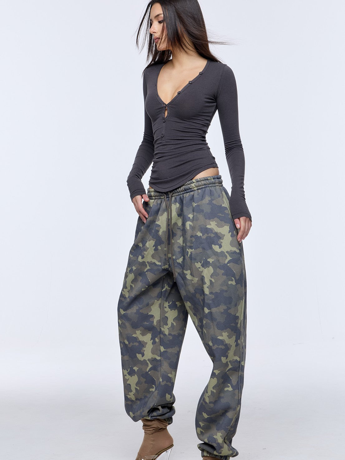 BUM STUDIO Muted Camouflage Distressed Embroidered Women's Cropped Zip Tracksuit Sets
