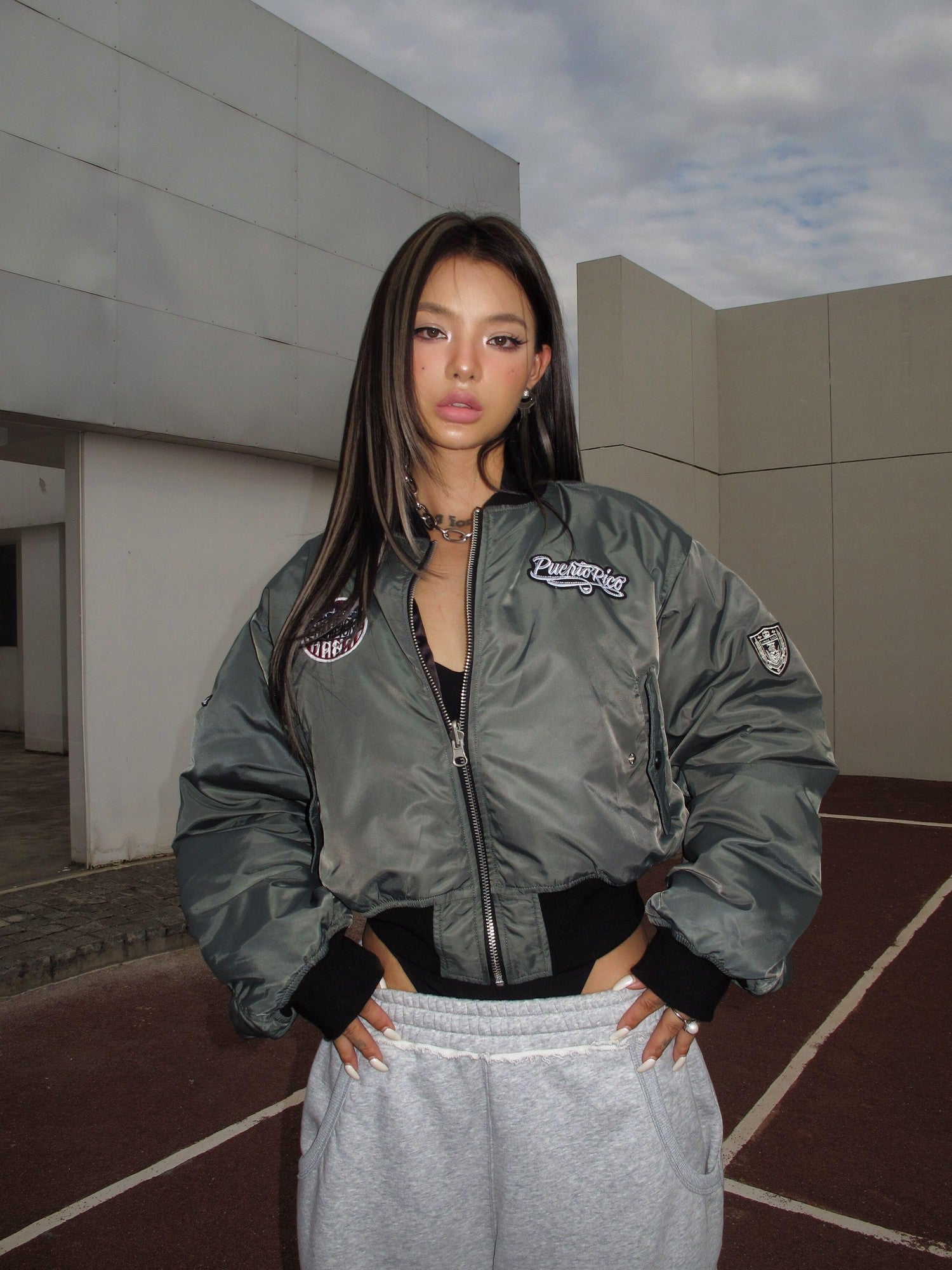 BUM STUDIO Reversible Quilted Padded Letter Patch Women's Nylon Short Baseball Jackets